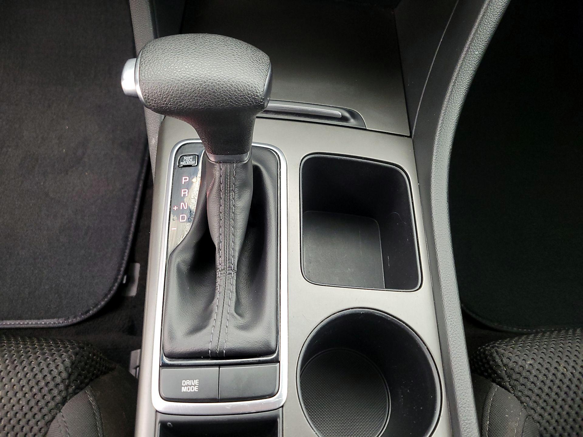 Thumbnail: 2019 Kia Optima - 17