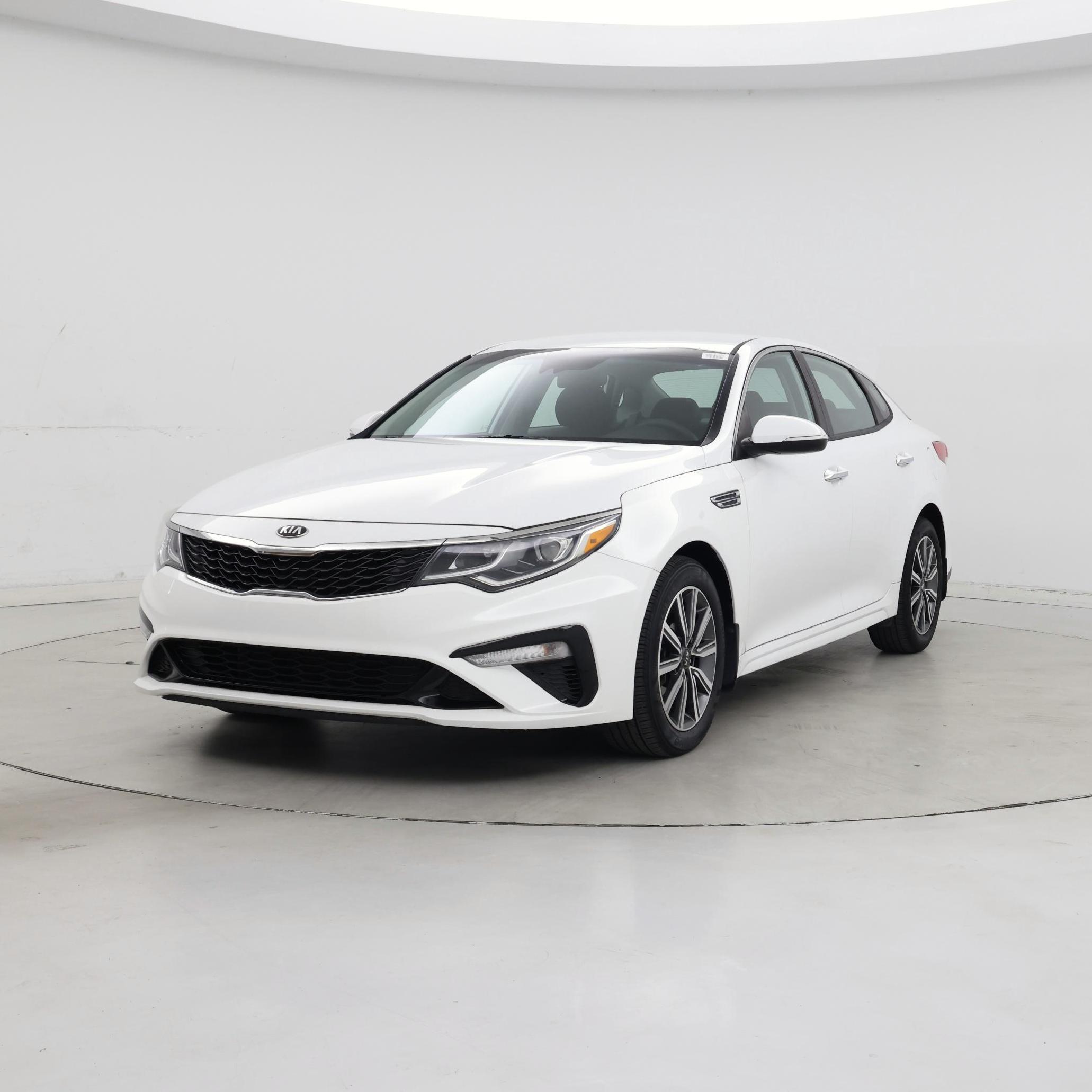 Thumbnail: 2019 Kia Optima - 4