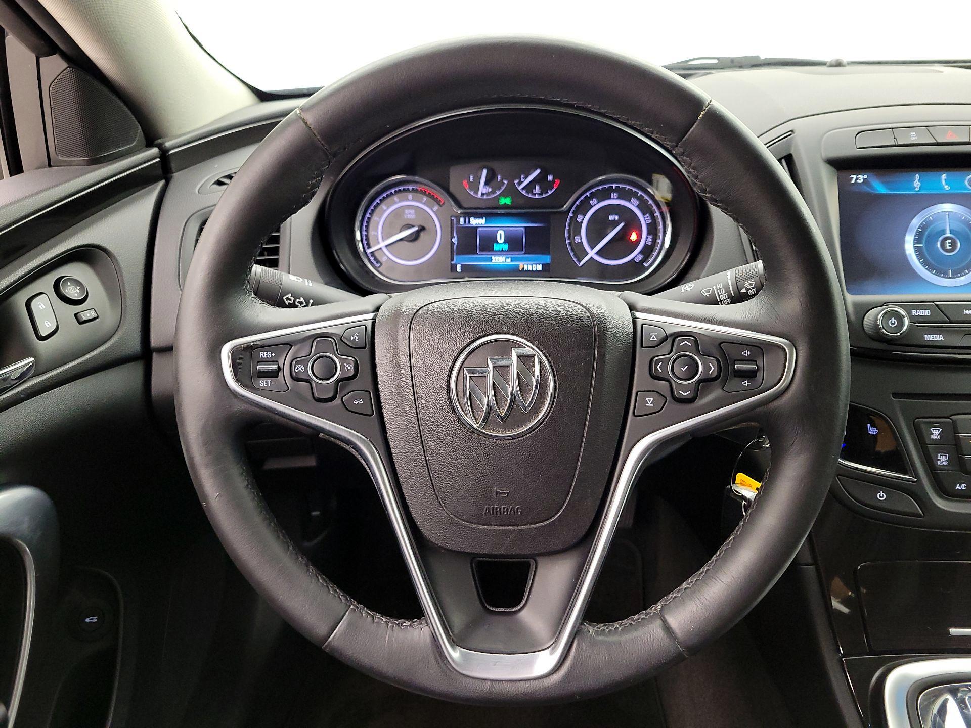 Thumbnail: 2015 Buick Regal - 10