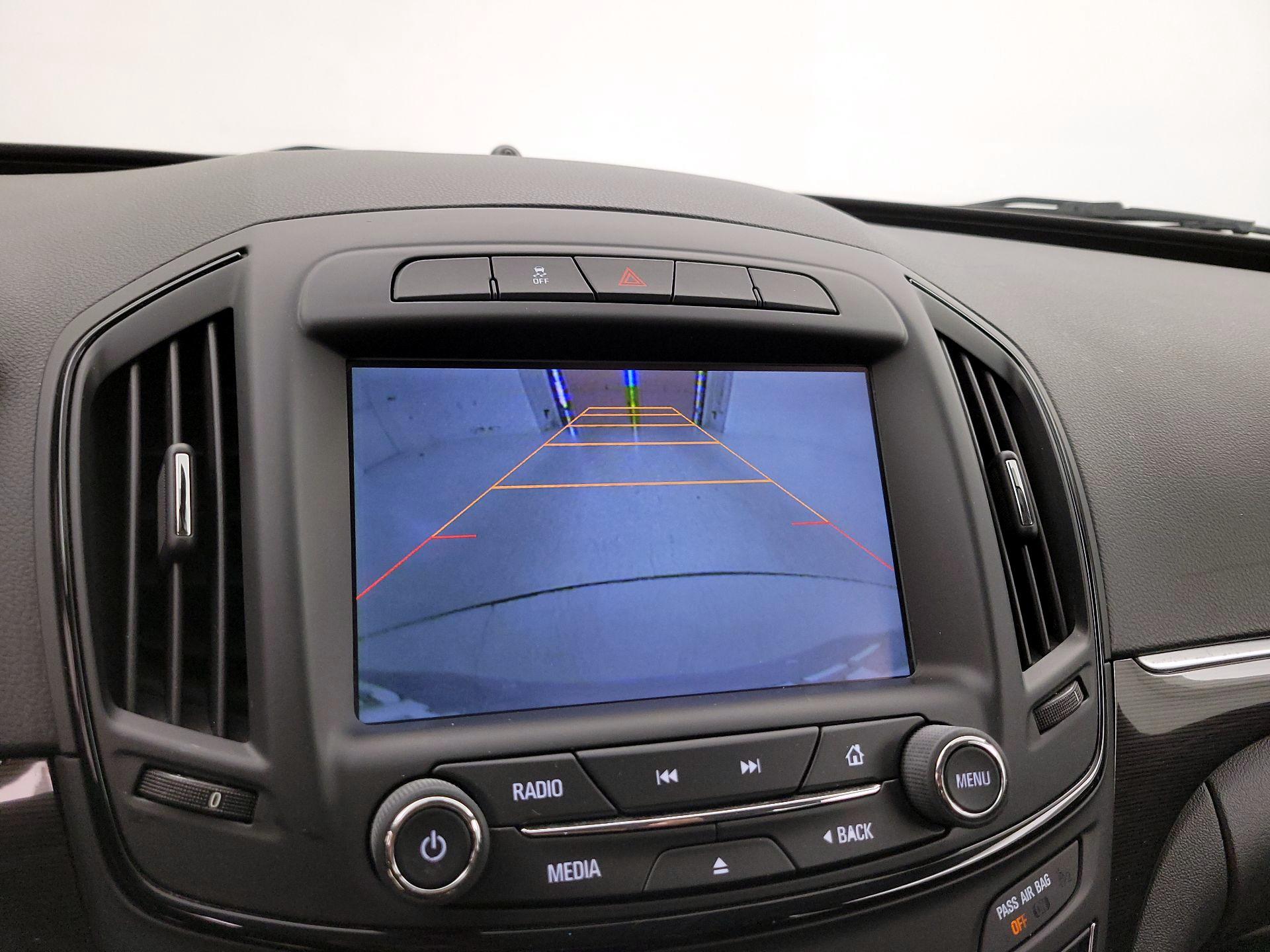 Thumbnail: 2015 Buick Regal - 14