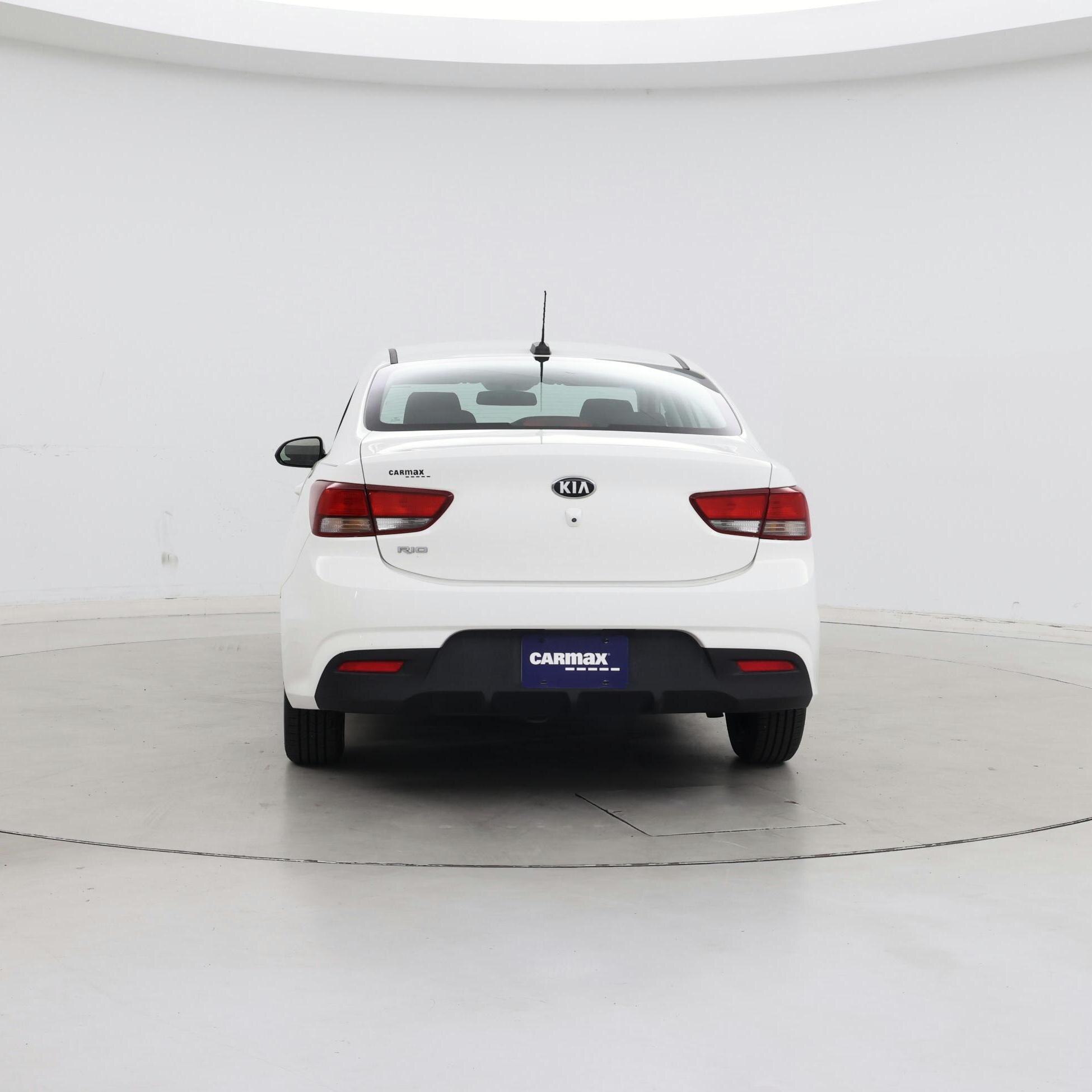 Thumbnail: 2020 Kia Rio - 6