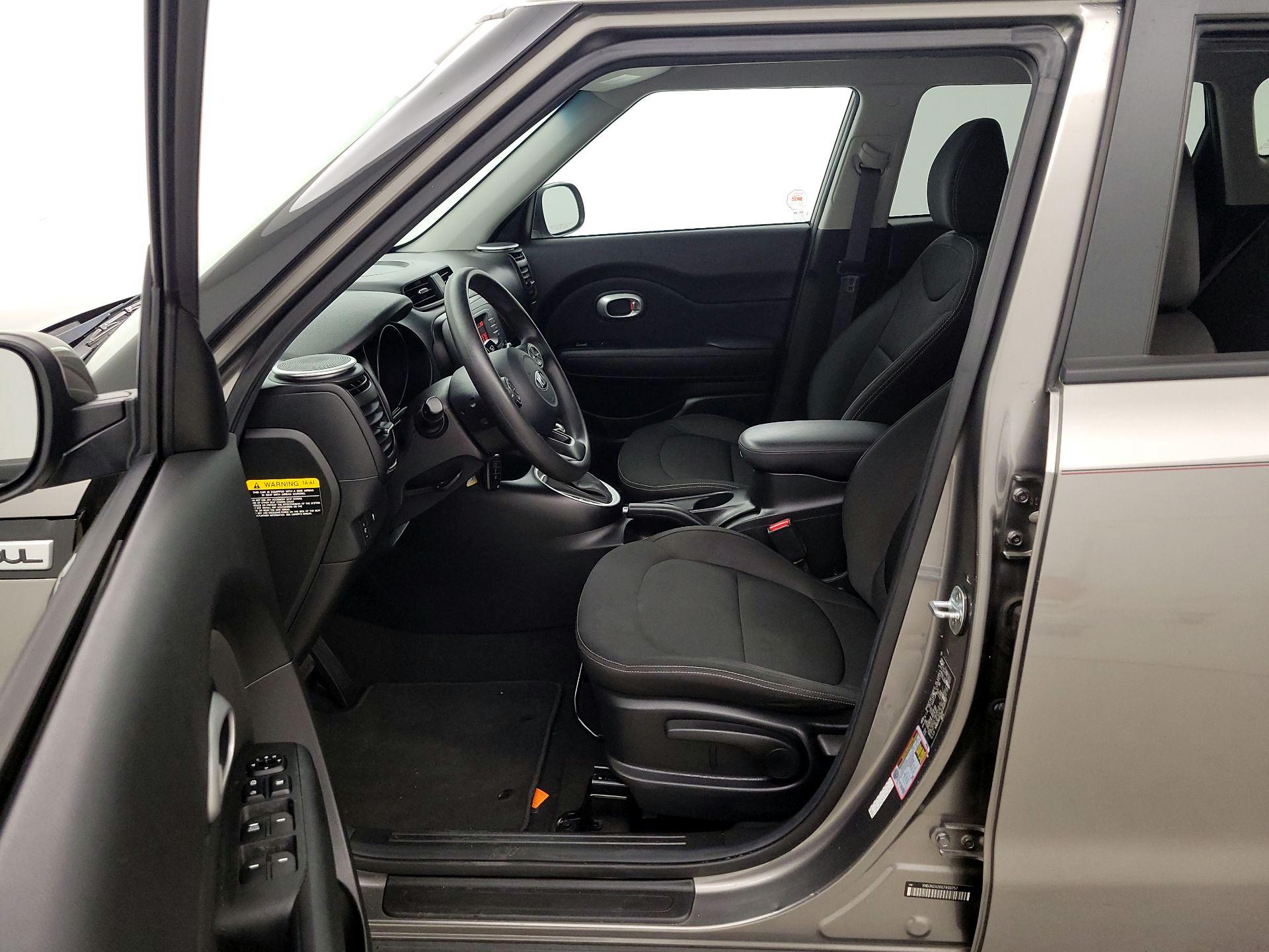 Thumbnail: 2016 Kia Soul - 11