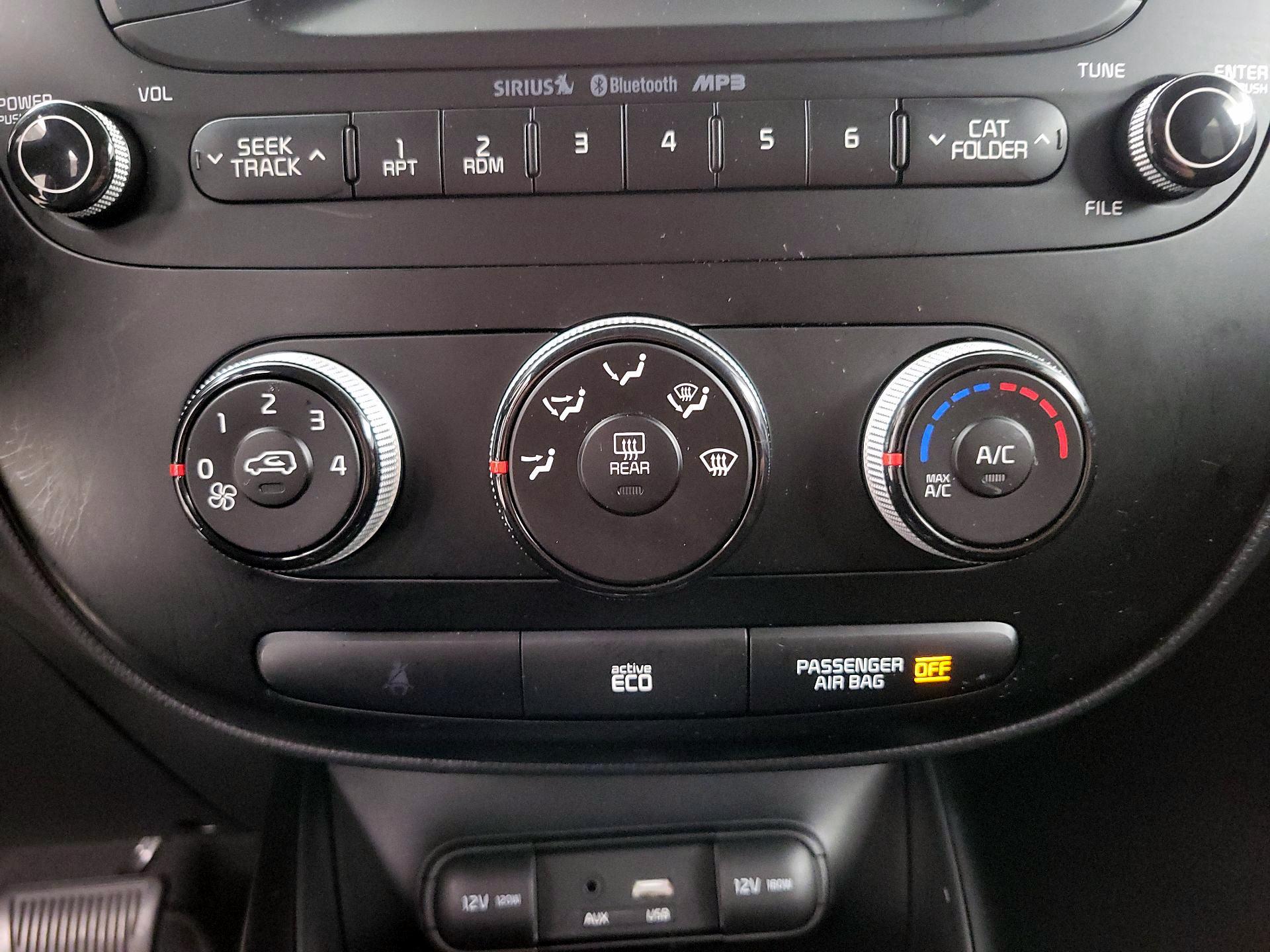 Thumbnail: 2016 Kia Soul - 15