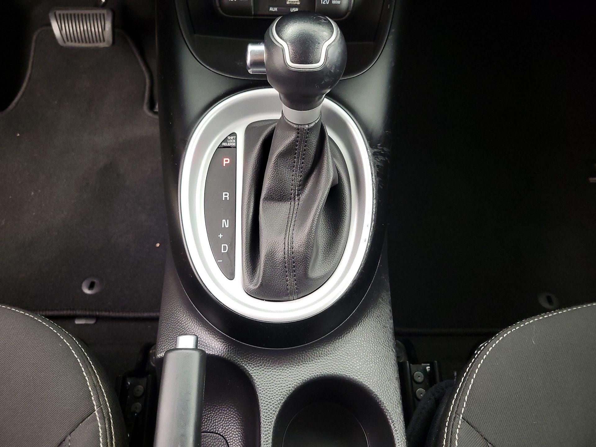 Thumbnail: 2016 Kia Soul - 16