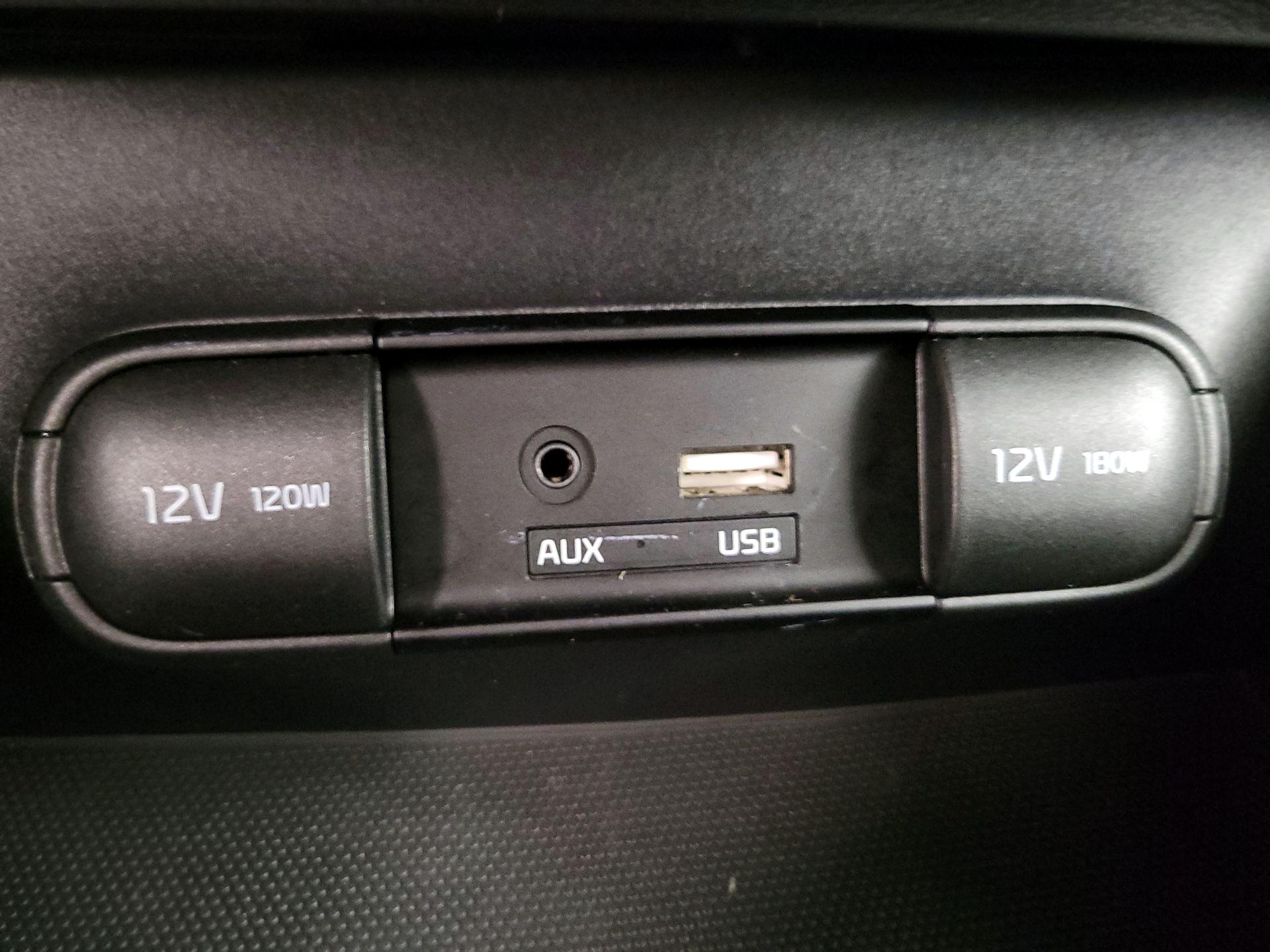 Thumbnail: 2016 Kia Soul - 17