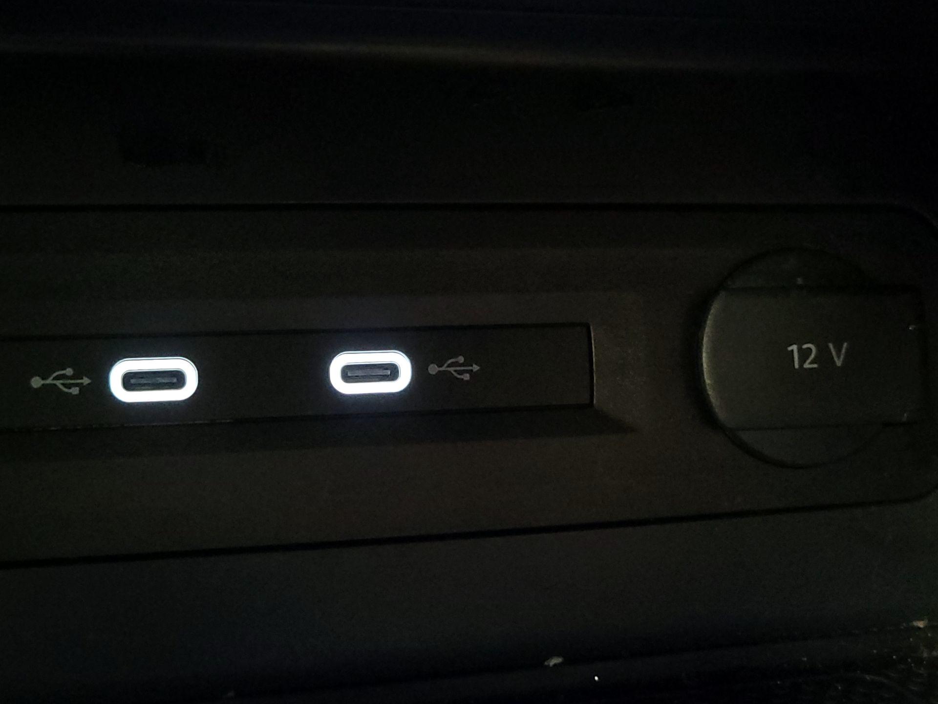 Thumbnail: 2023 Volkswagen Atlas - 18