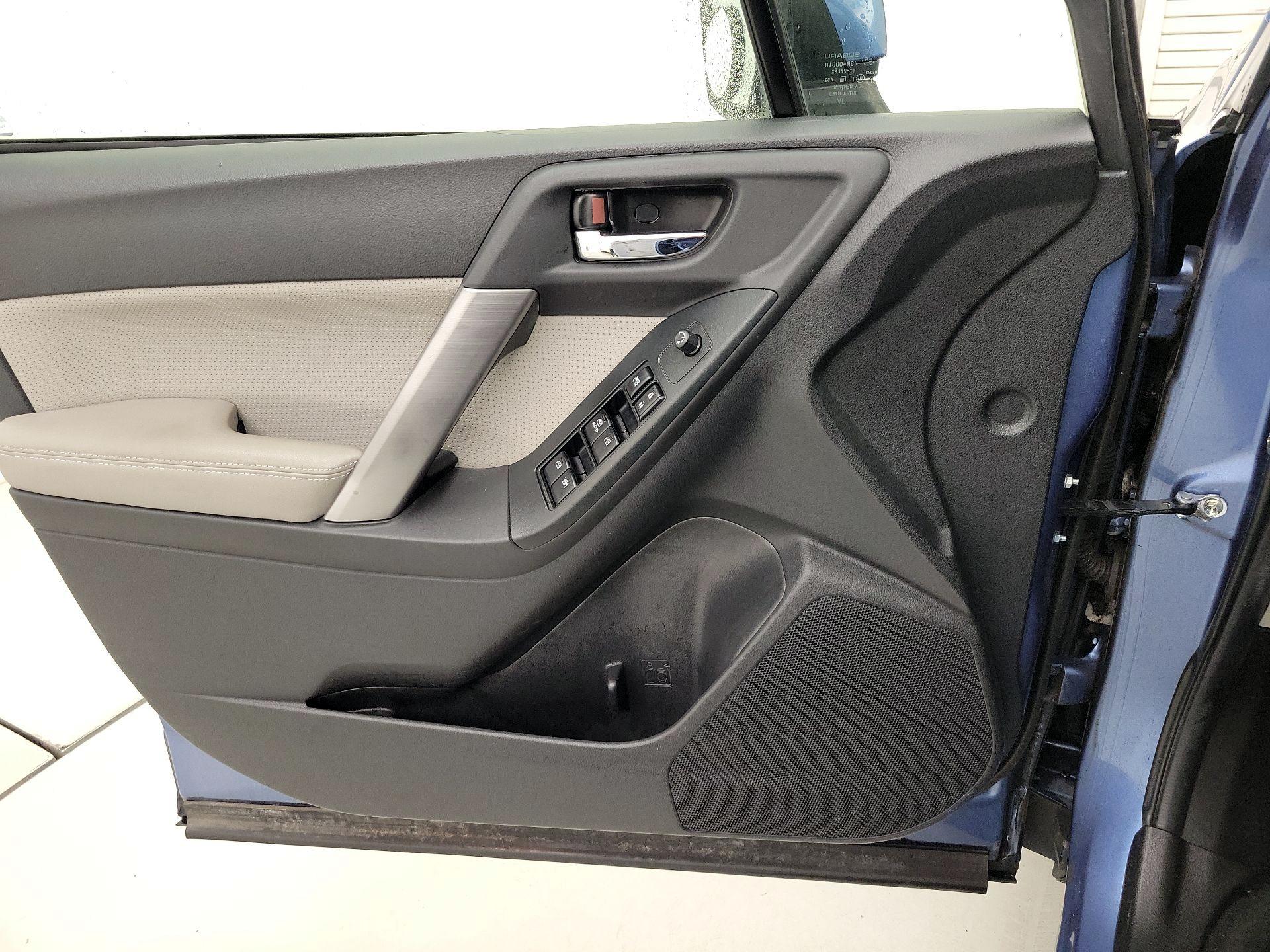 Thumbnail: 2015 Subaru Forester - 12