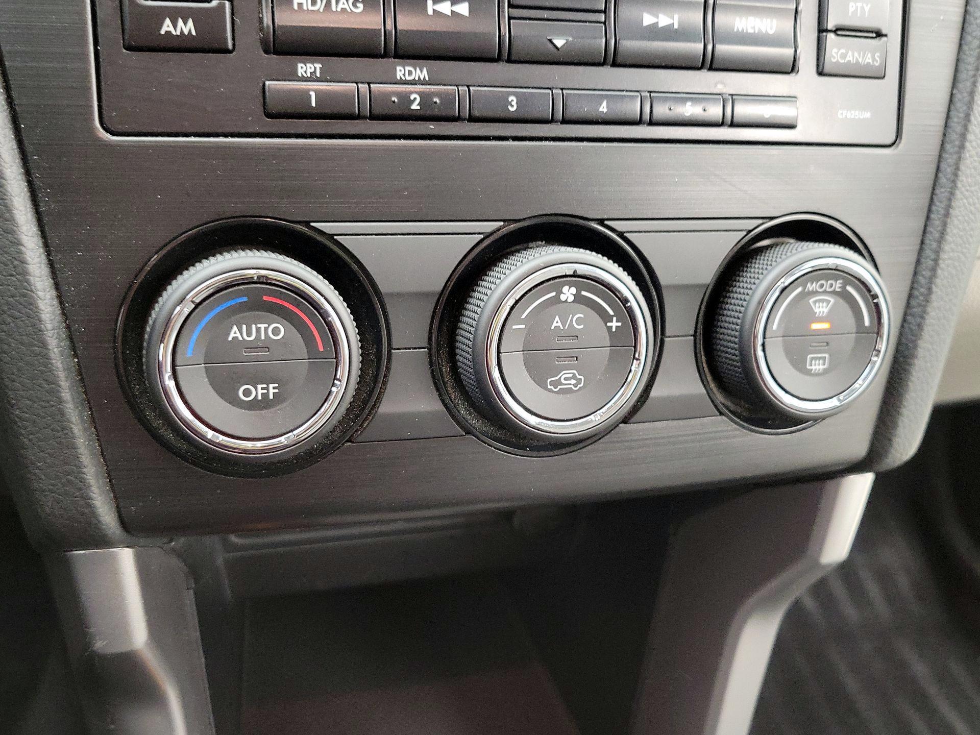 Thumbnail: 2015 Subaru Forester - 16