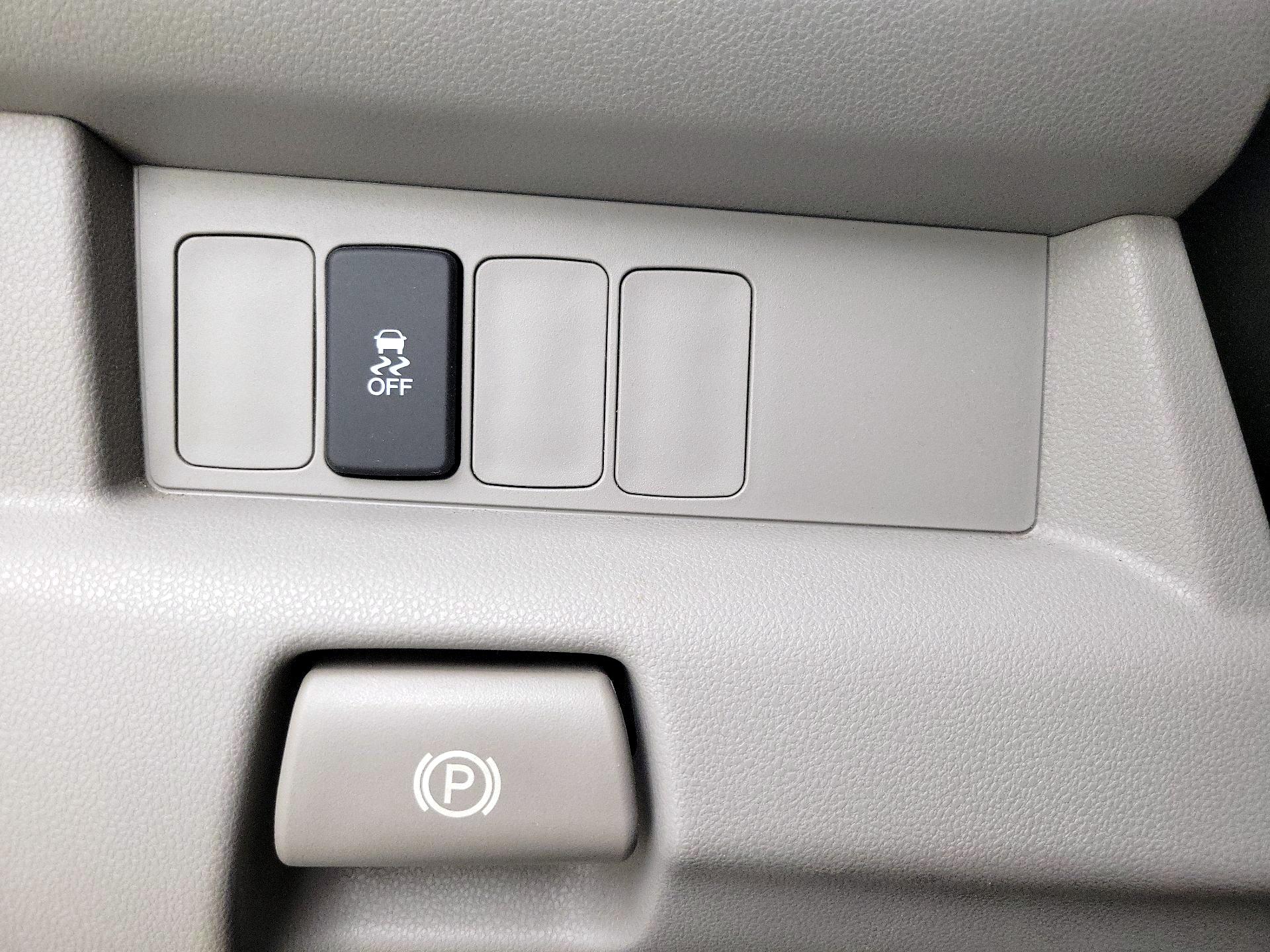 Thumbnail: 2015 Honda Pilot - 13