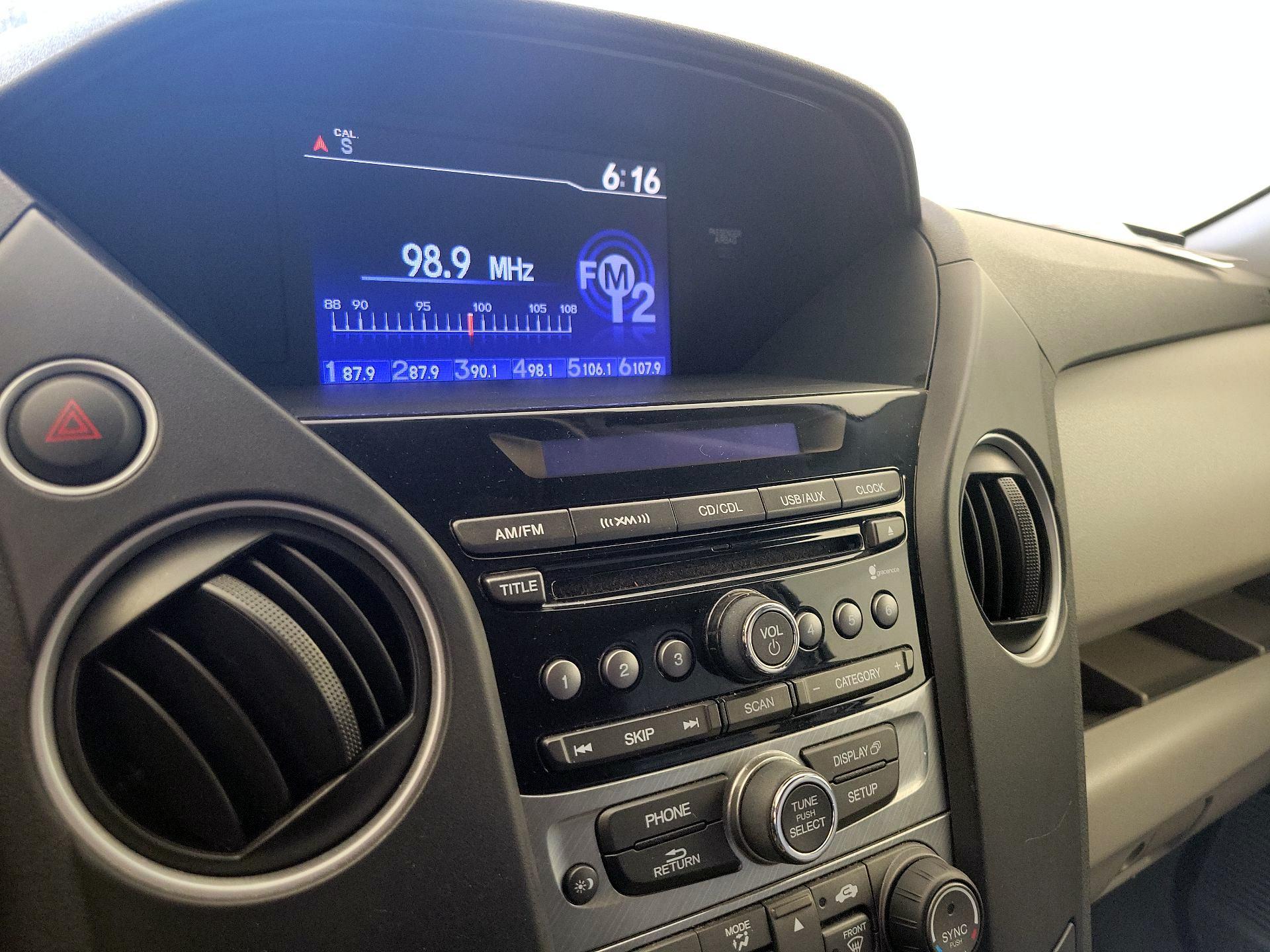 Thumbnail: 2015 Honda Pilot - 15