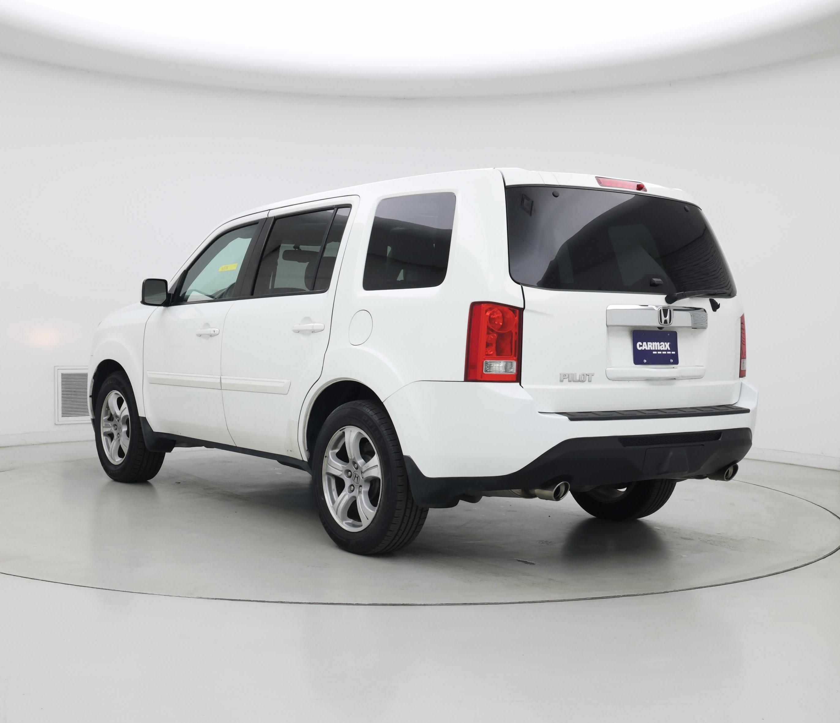 Thumbnail: 2015 Honda Pilot - 2