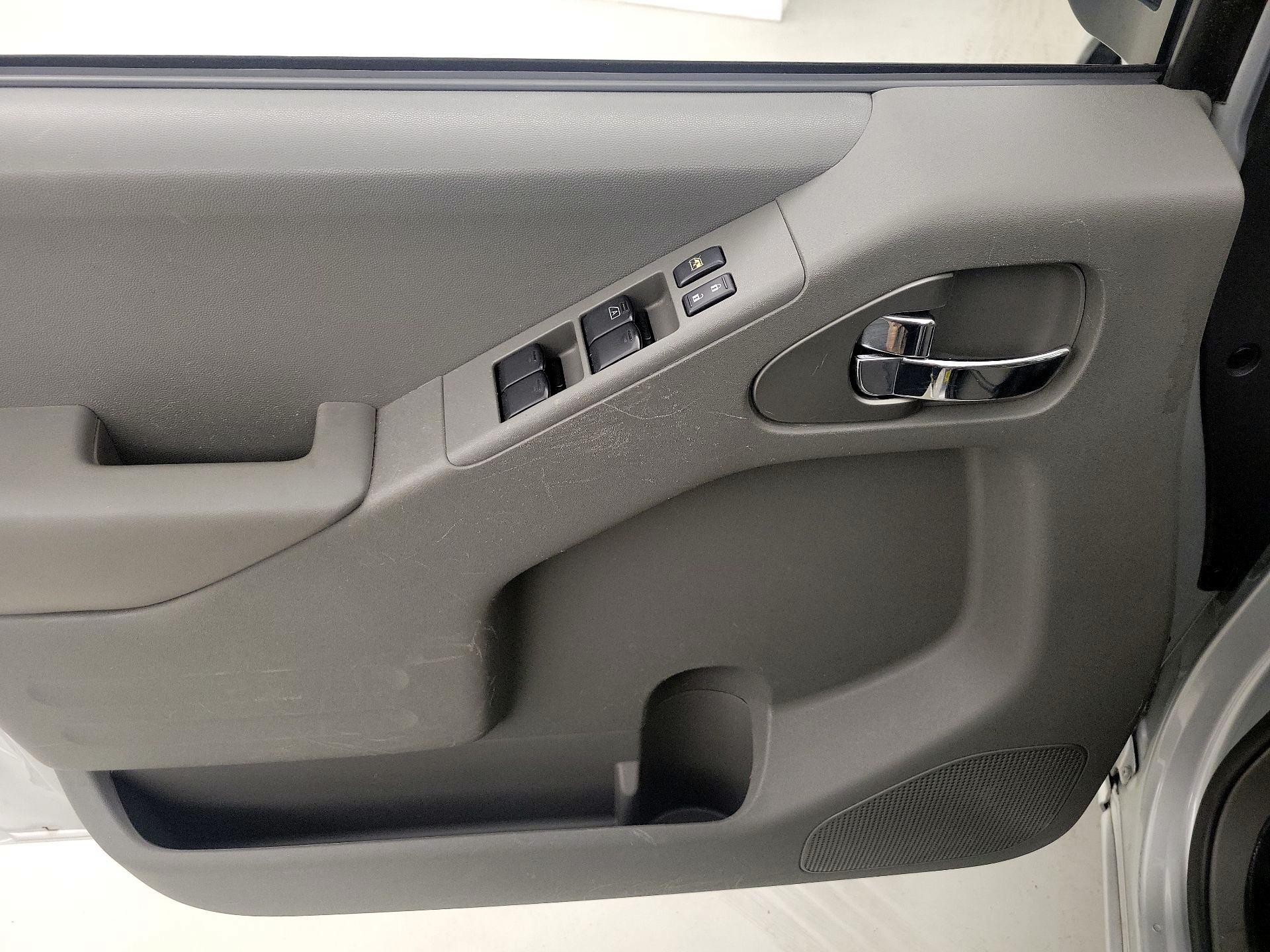 Thumbnail: 2019 Nissan Frontier - 12