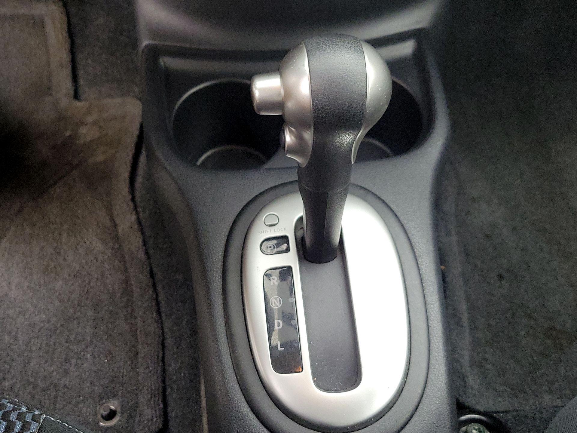 Thumbnail: 2014 Nissan Versa Note - 16