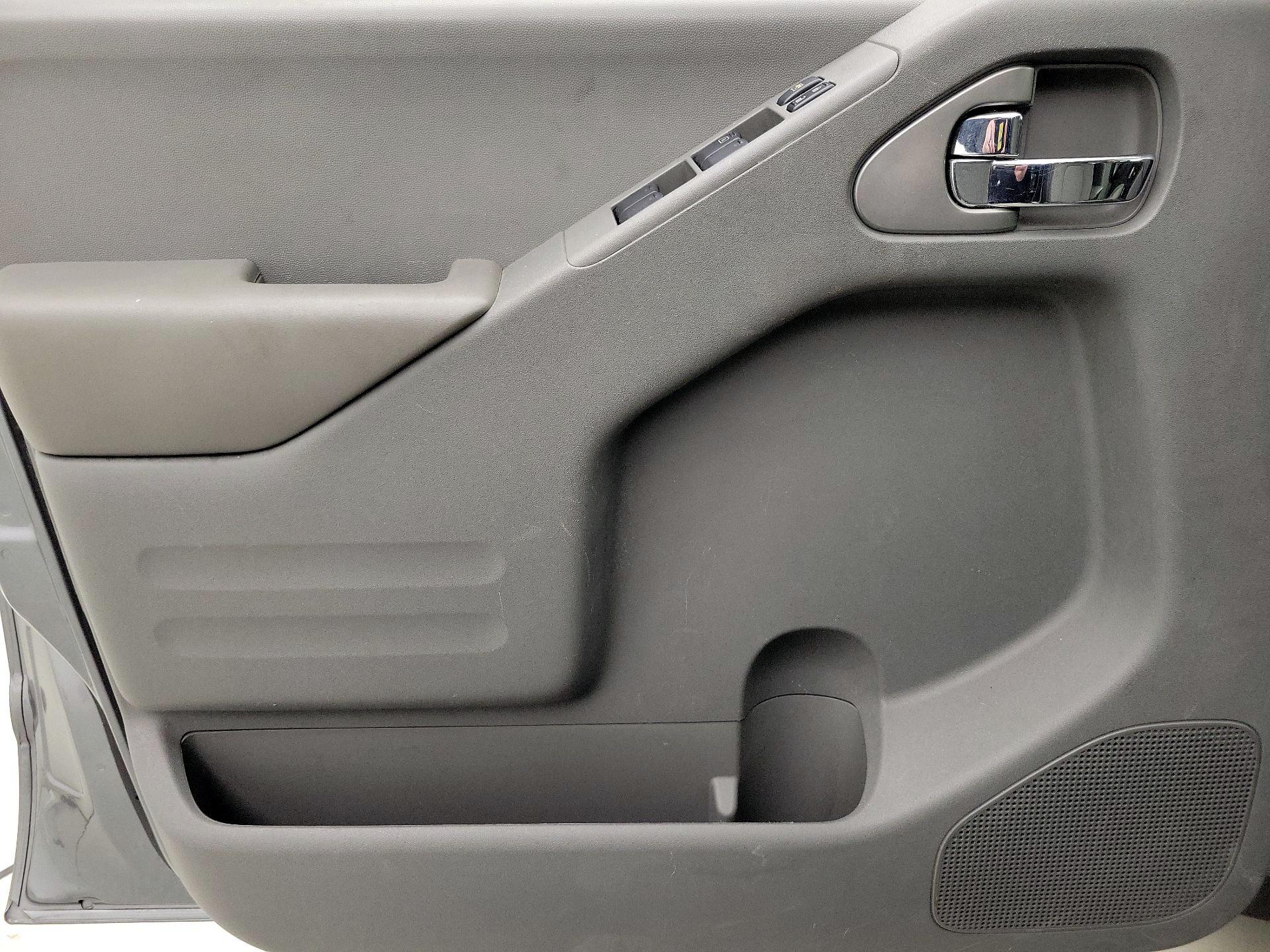 Thumbnail: 2018 Nissan Frontier - 12