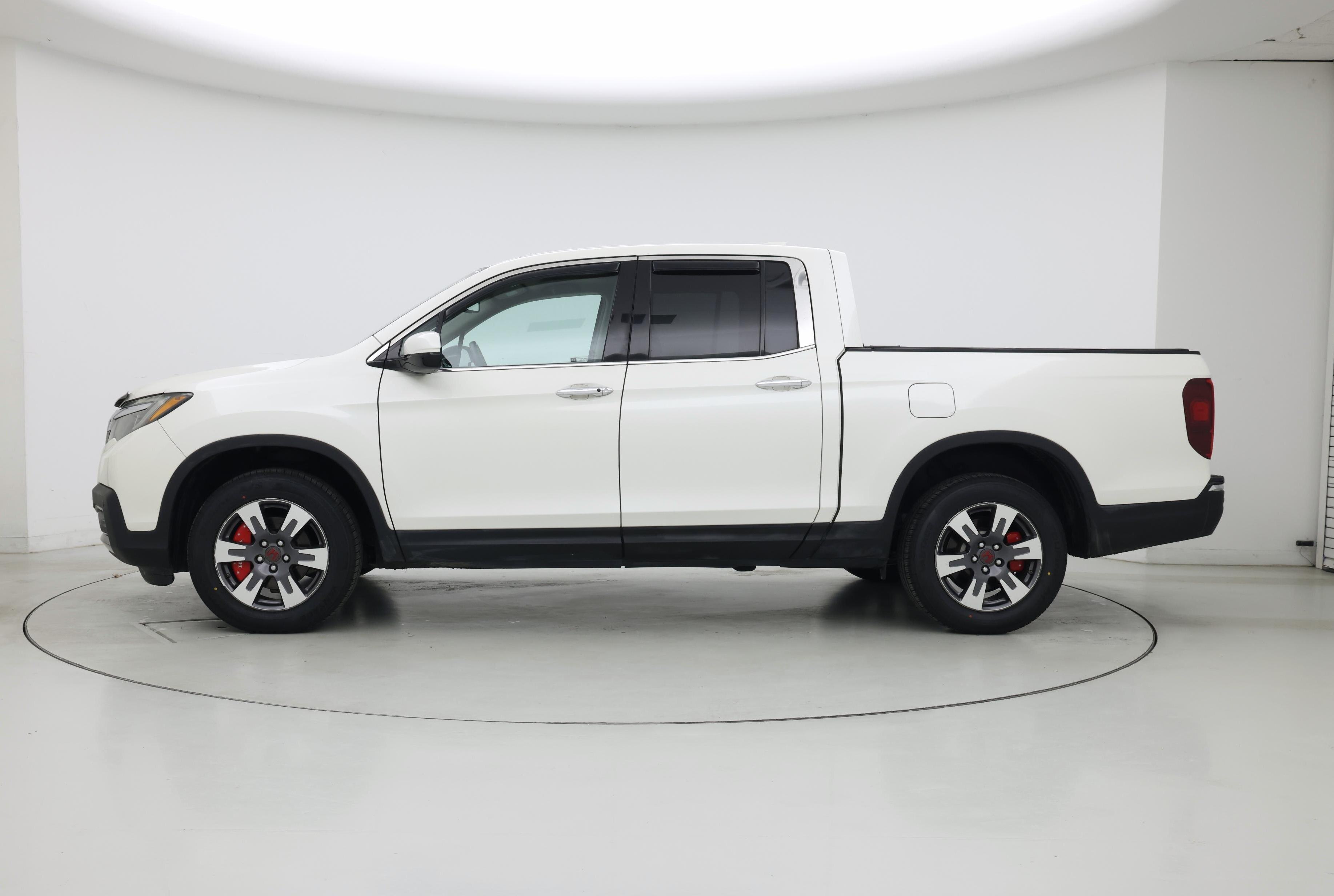 Thumbnail: 2018 Honda Ridgeline - 3