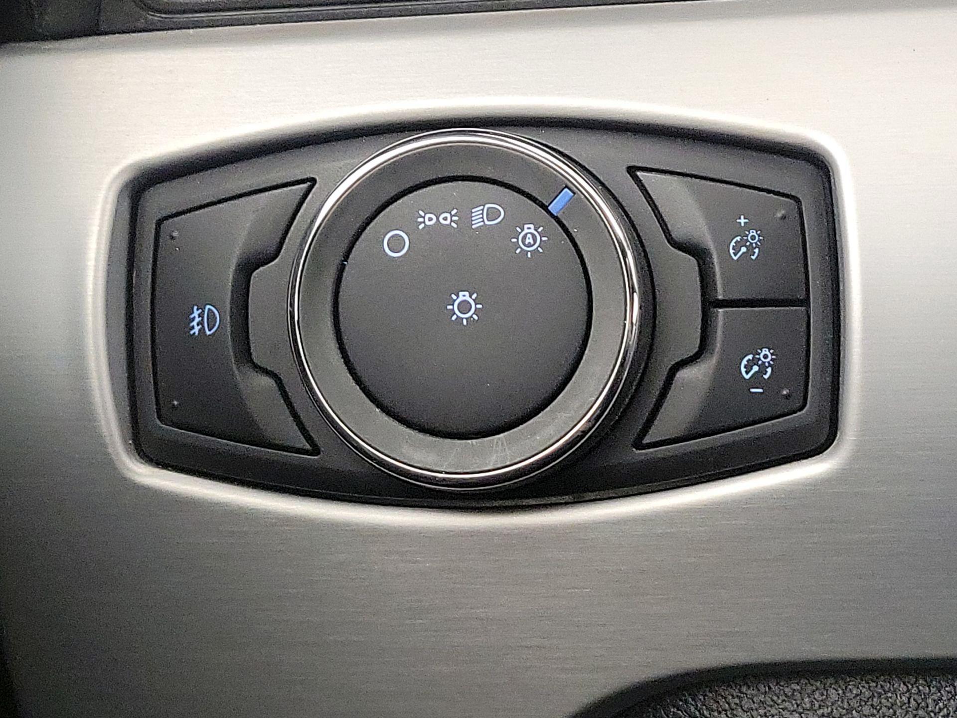 Thumbnail: 2015 Ford Mustang - 13