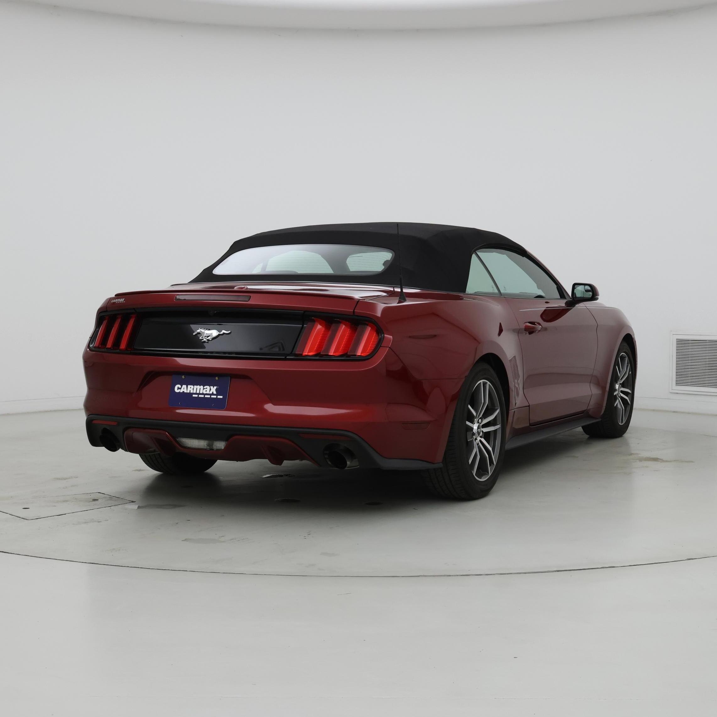 Thumbnail: 2015 Ford Mustang - 8