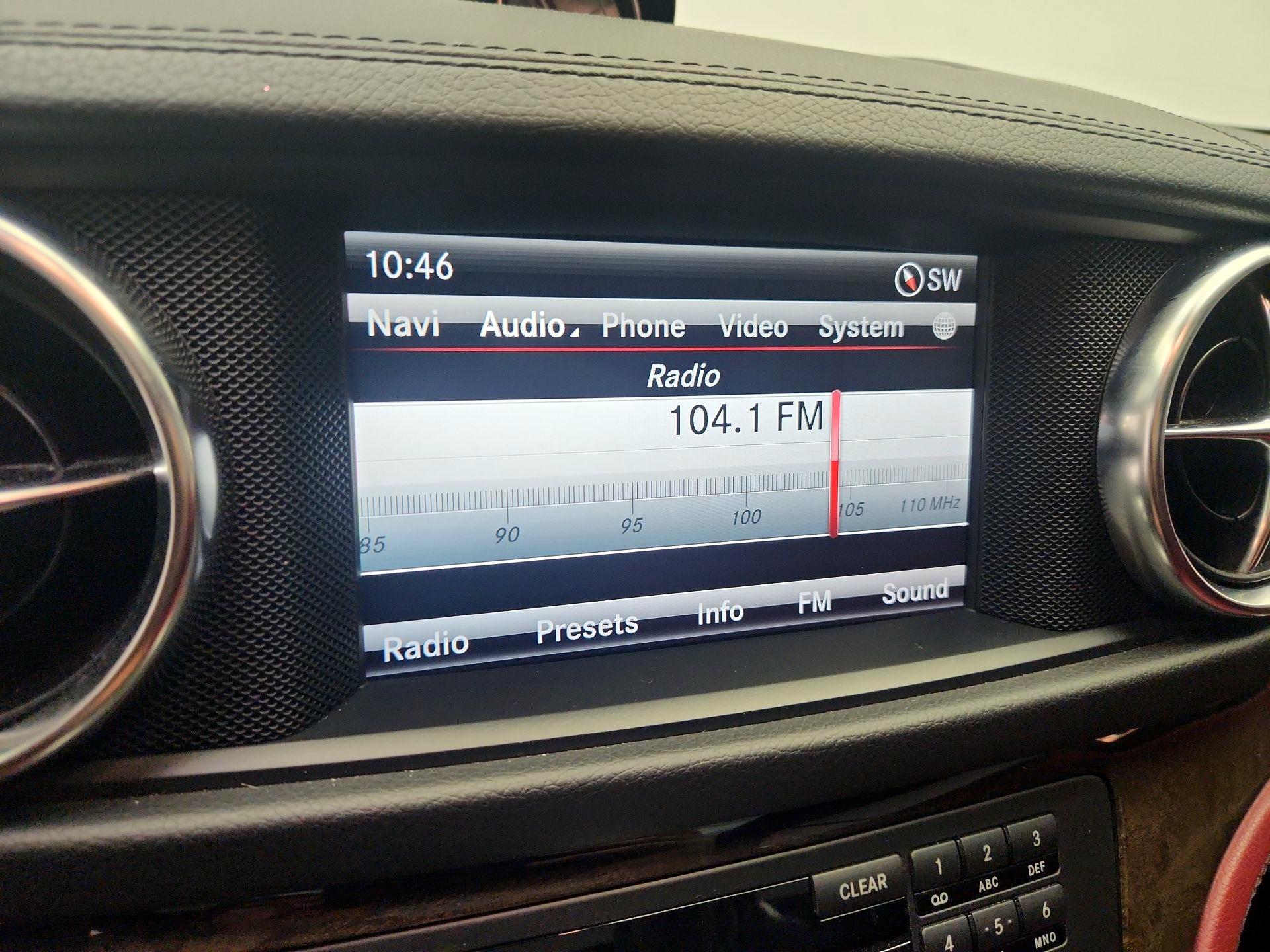 Thumbnail: 2015 Mercedes-Benz SL-Class - 16