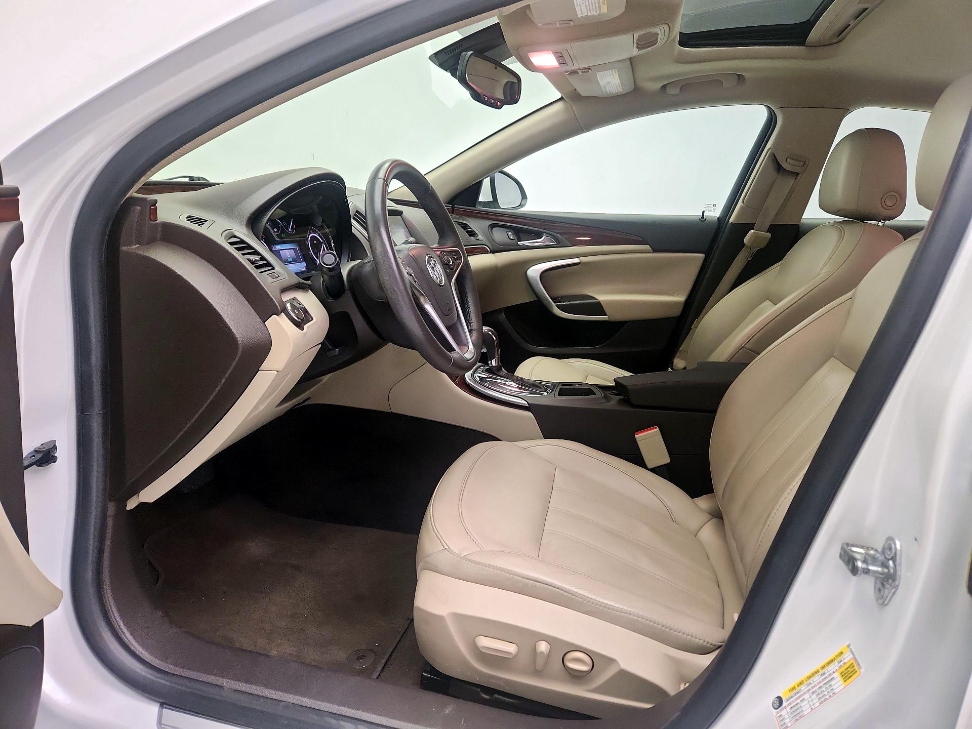 Thumbnail: 2016 Buick Regal - 11