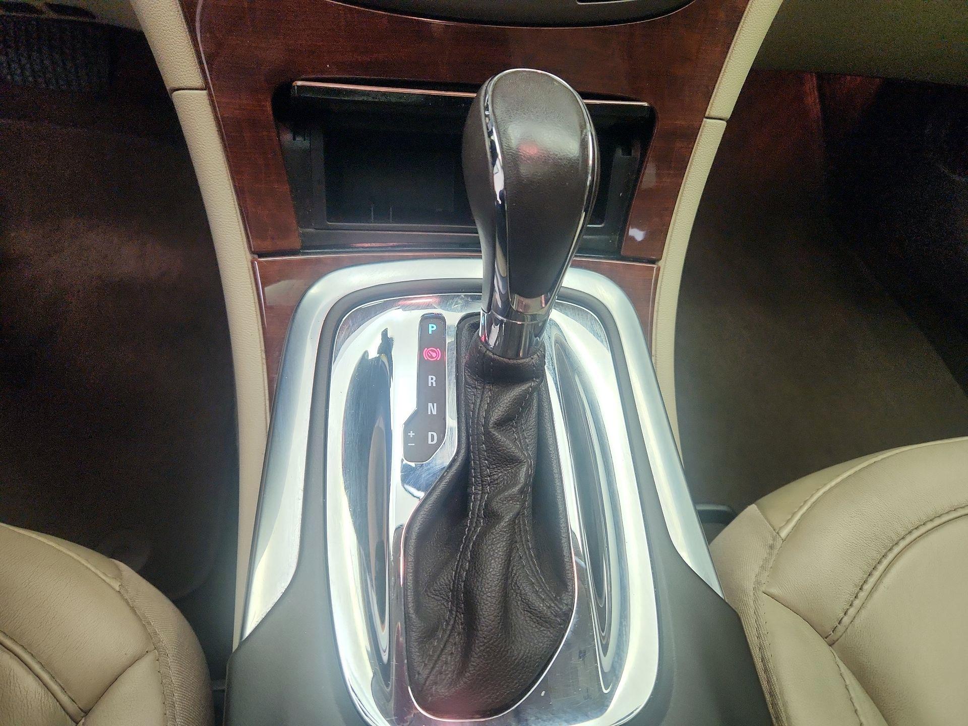 Thumbnail: 2016 Buick Regal - 18