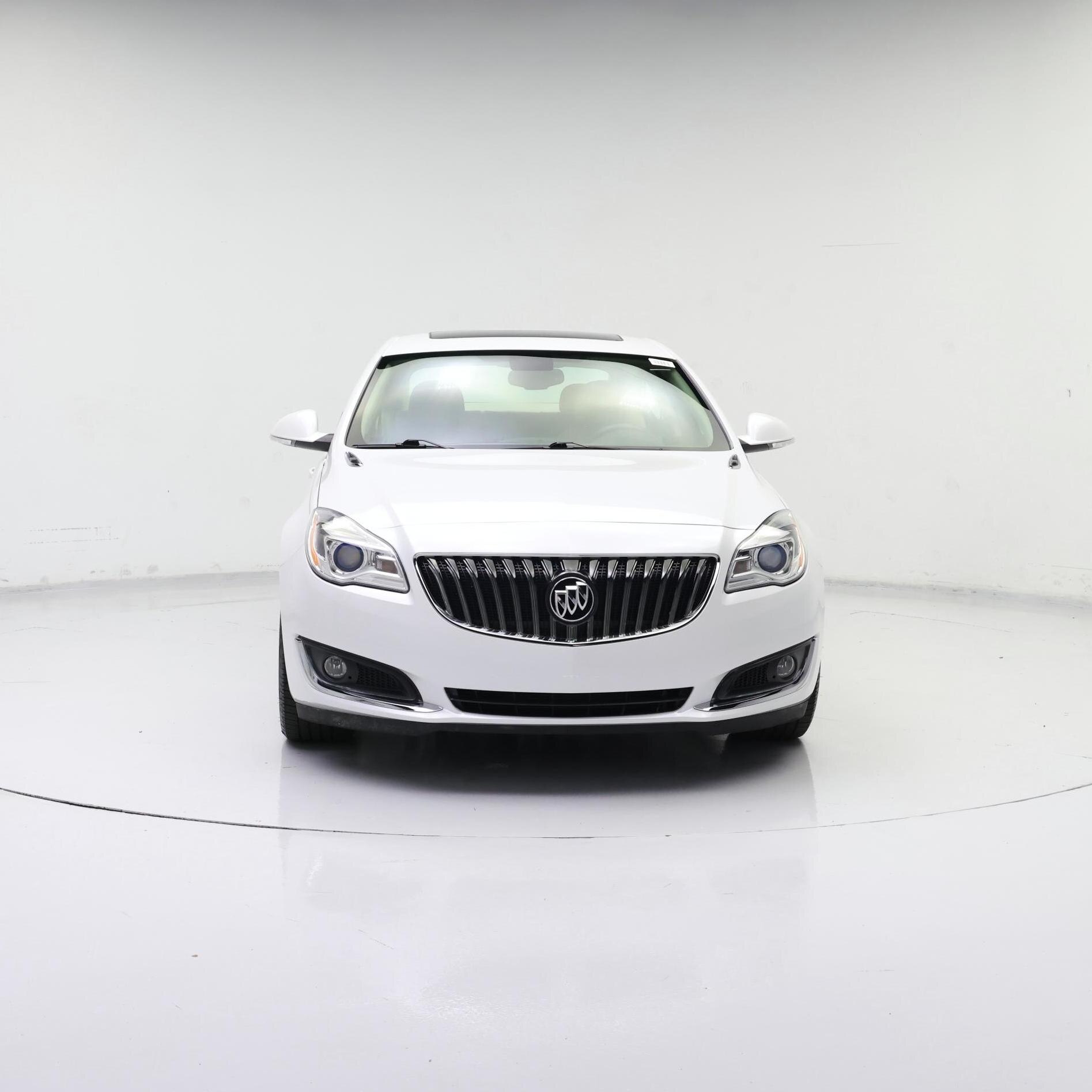 Thumbnail: 2016 Buick Regal - 5