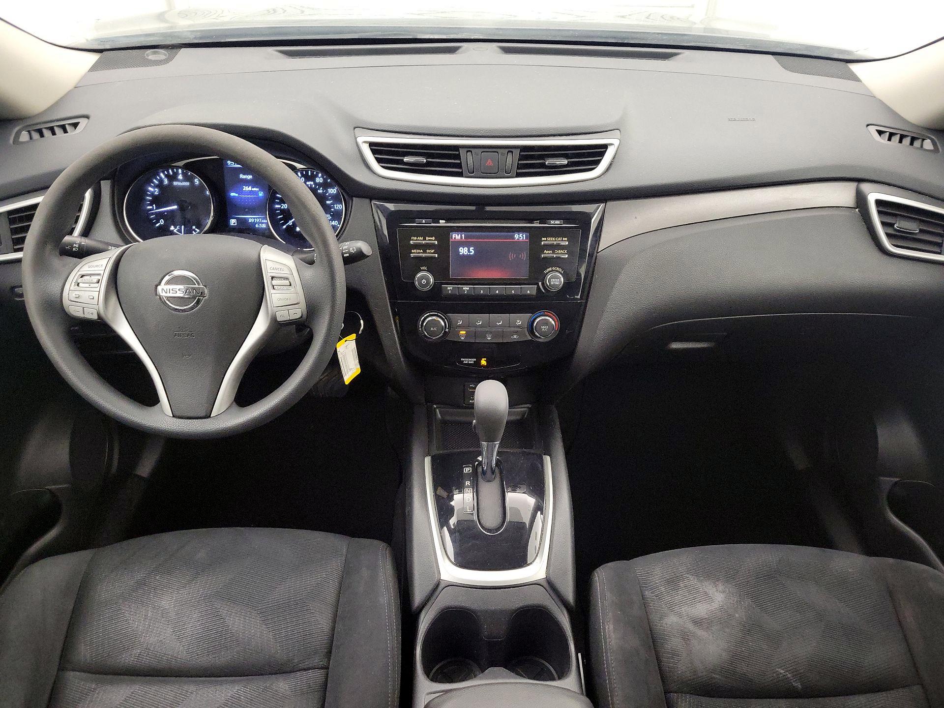 Thumbnail: 2016 Nissan Rogue - 9