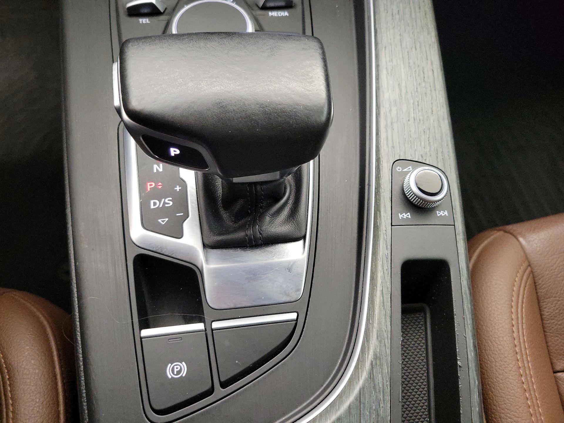 Thumbnail: 2018 Audi A4 - 17