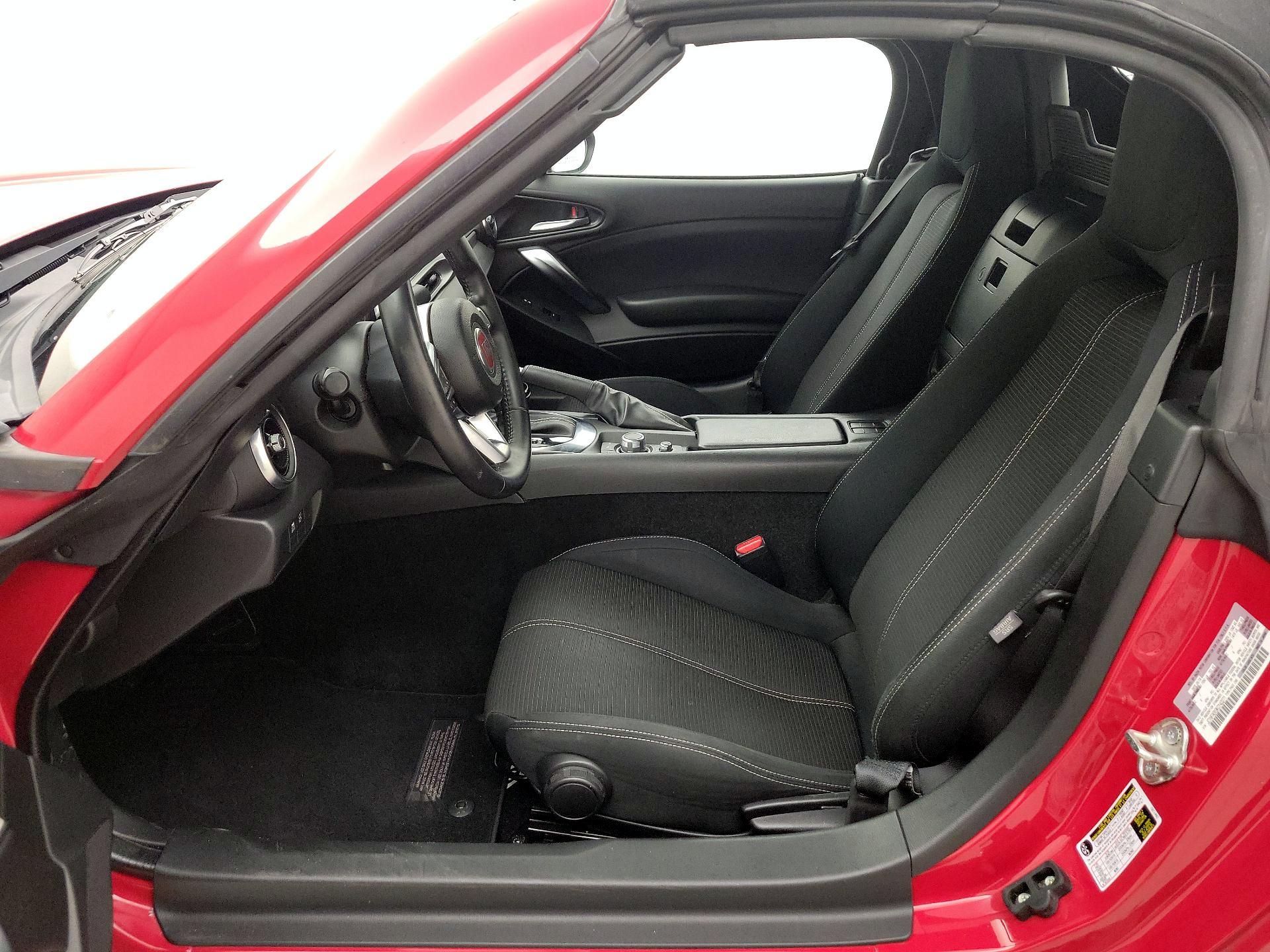 Thumbnail: 2019 Fiat 124 Spider - 11