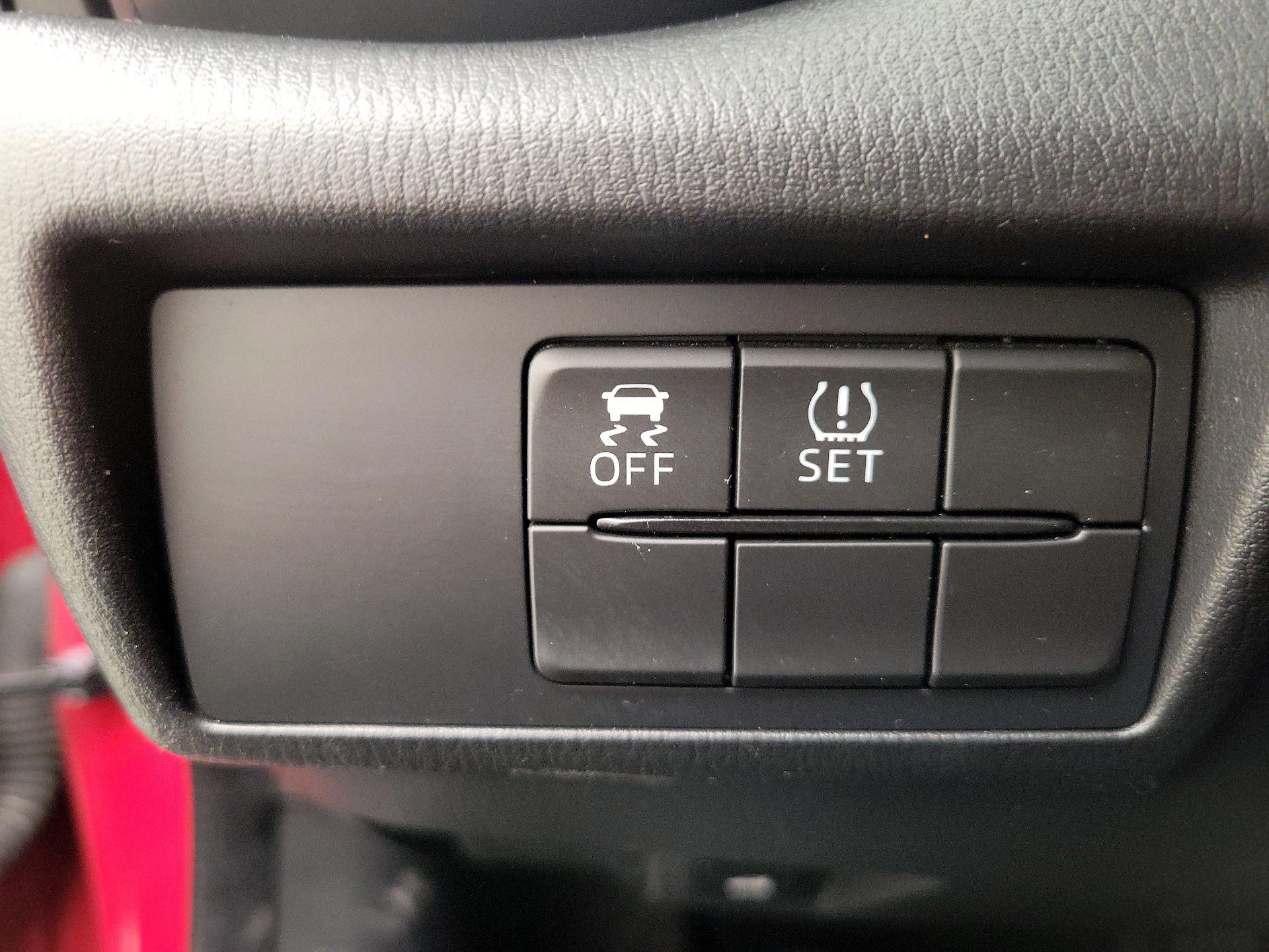 Thumbnail: 2019 Fiat 124 Spider - 13