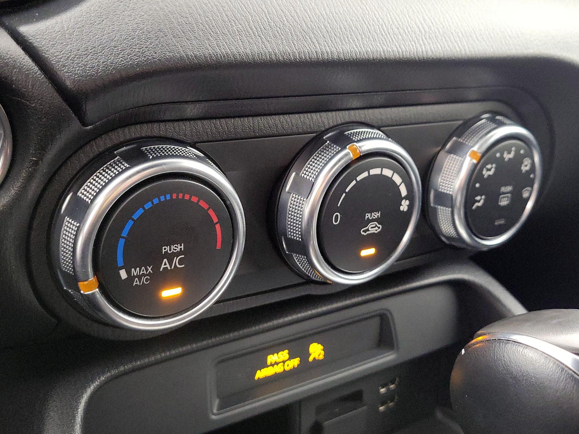 Thumbnail: 2019 Fiat 124 Spider - 16