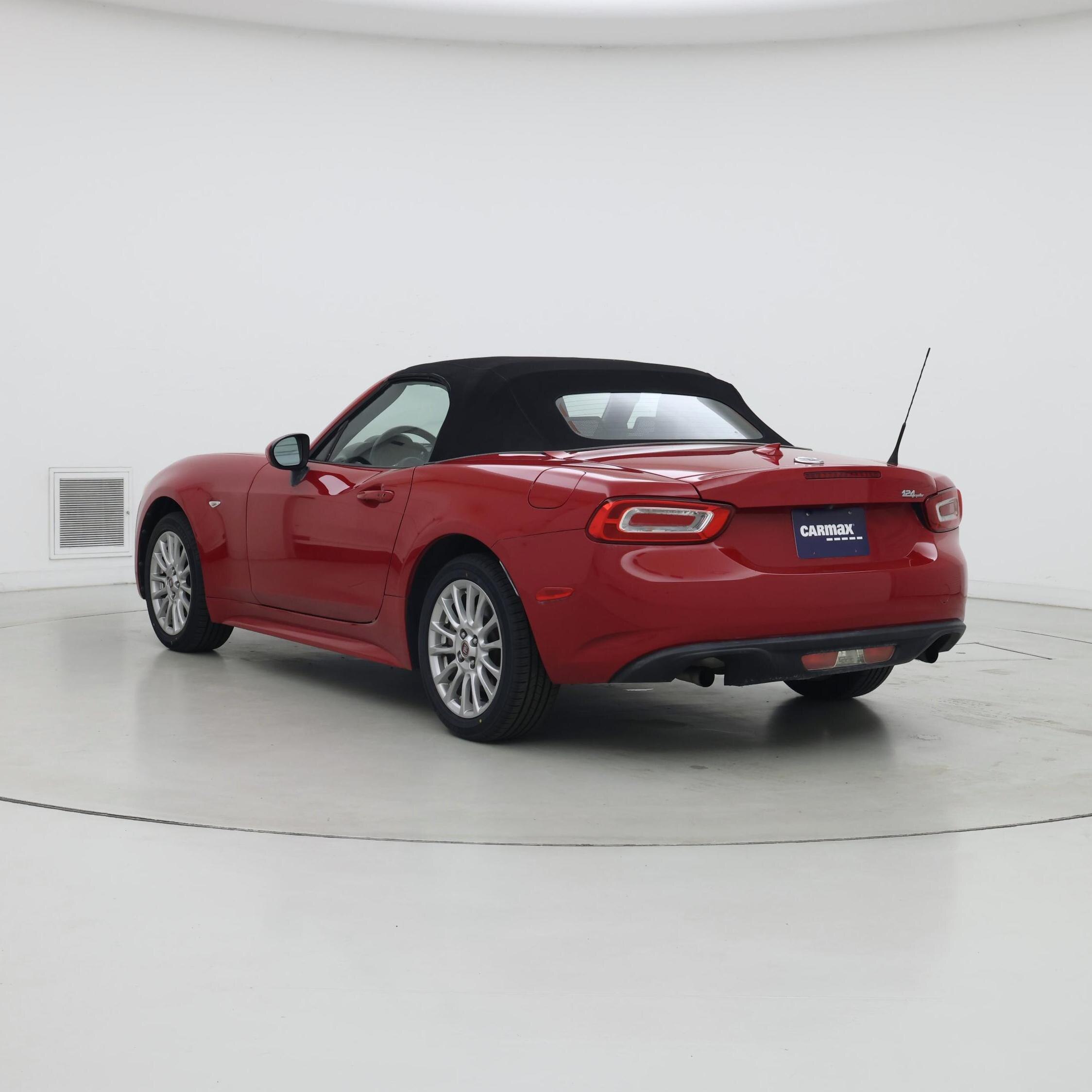 Thumbnail: 2019 Fiat 124 Spider - 2