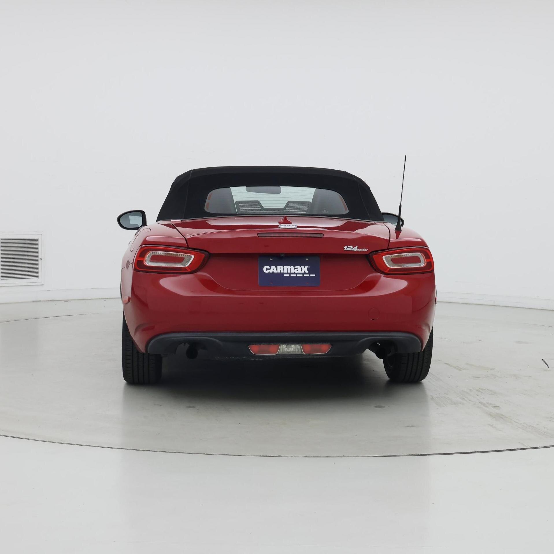 Thumbnail: 2019 Fiat 124 Spider - 6