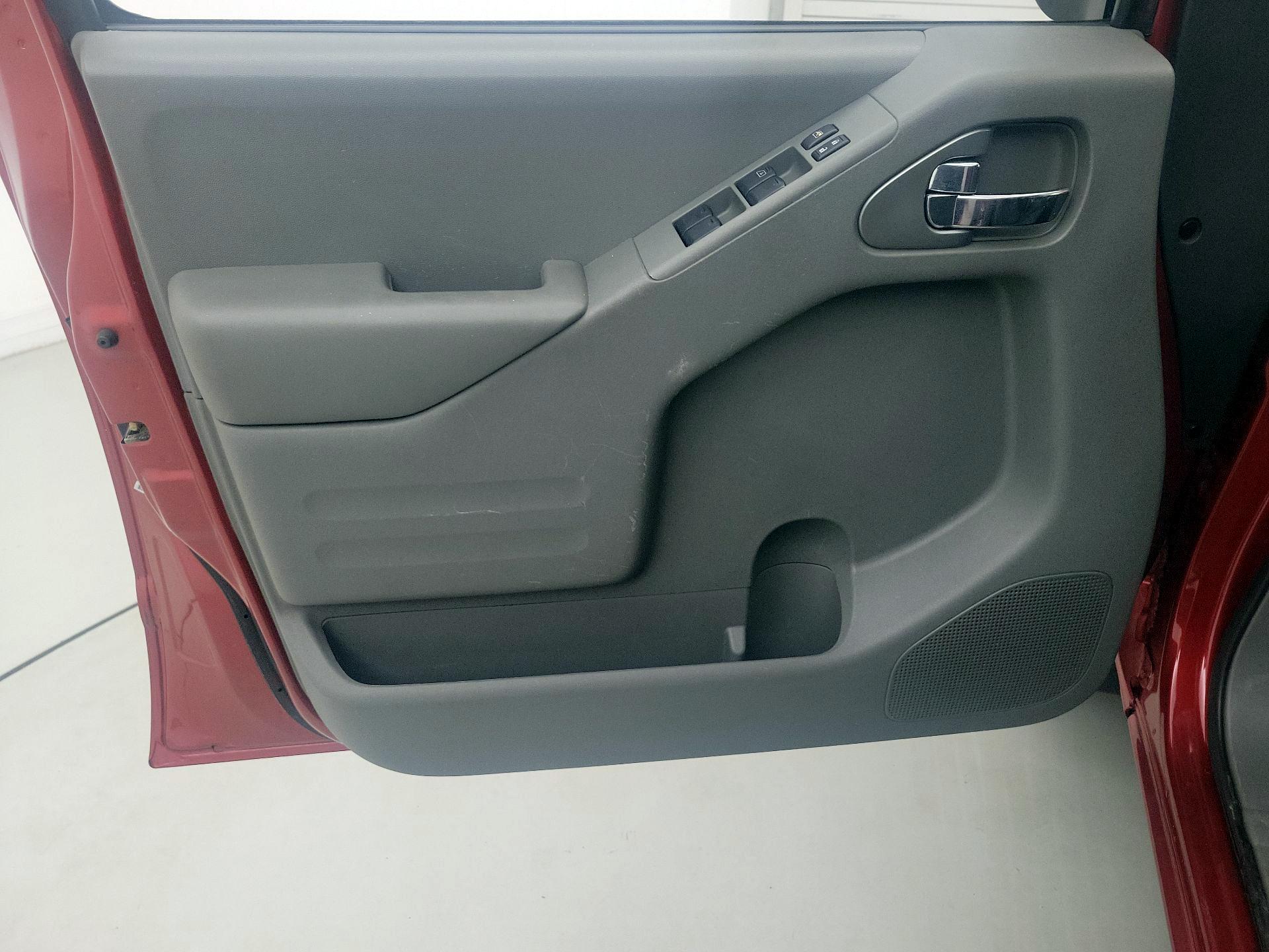 Thumbnail: 2019 Nissan Frontier - 12