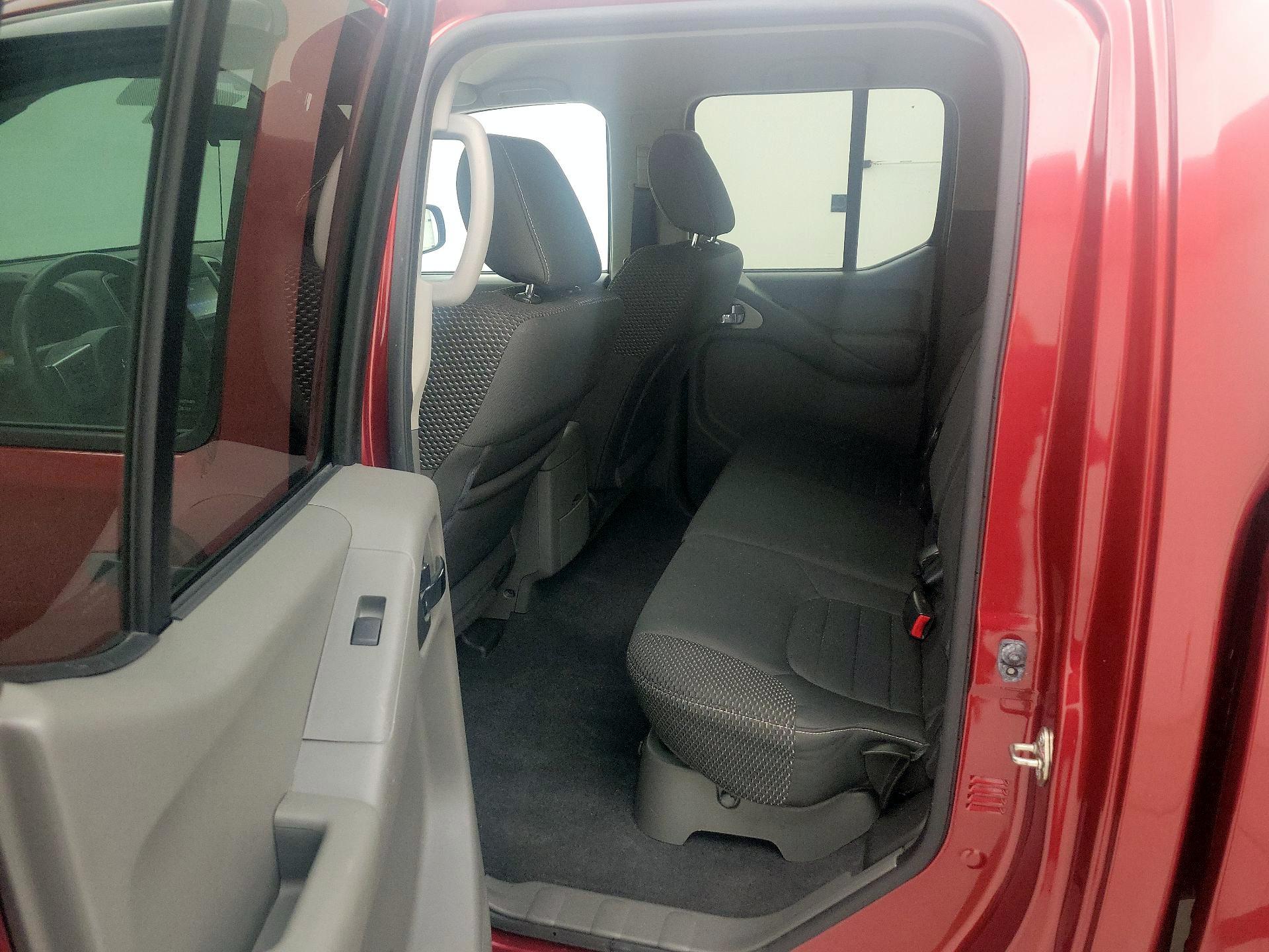 Thumbnail: 2019 Nissan Frontier - 19