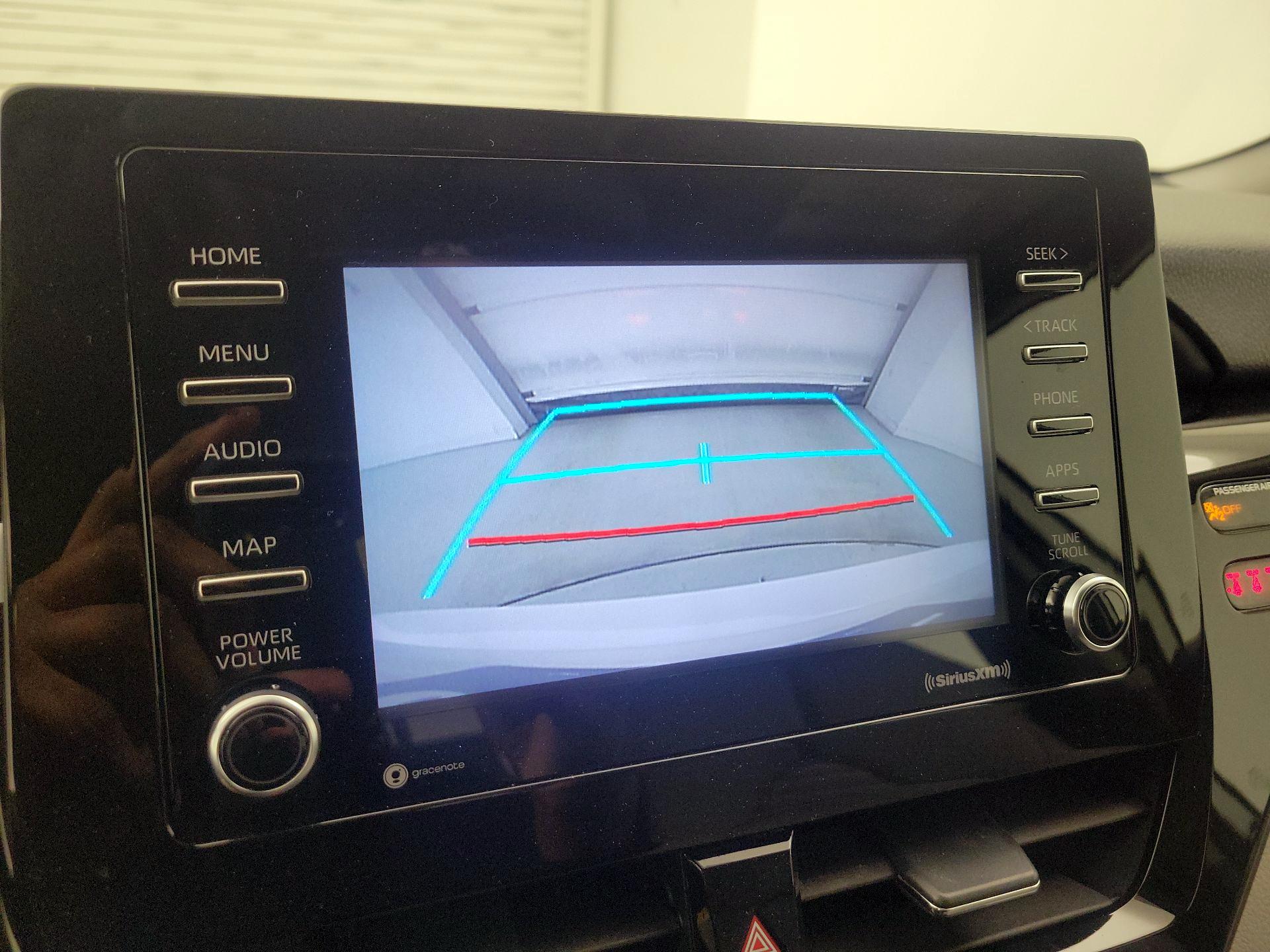 Thumbnail: 2021 Toyota Camry - 14