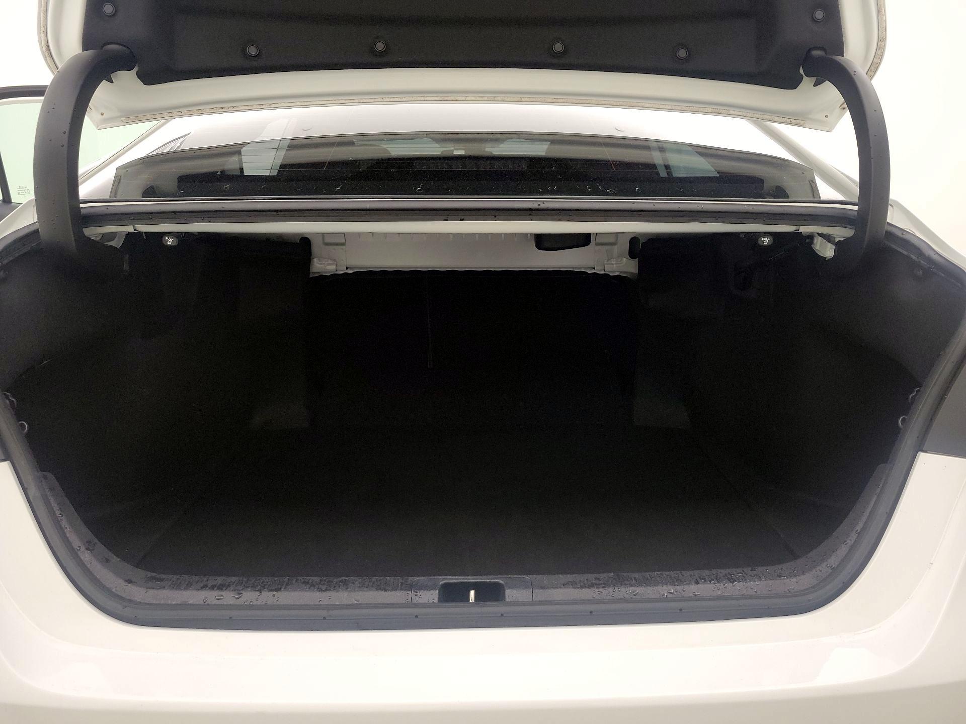 Thumbnail: 2021 Toyota Camry - 20