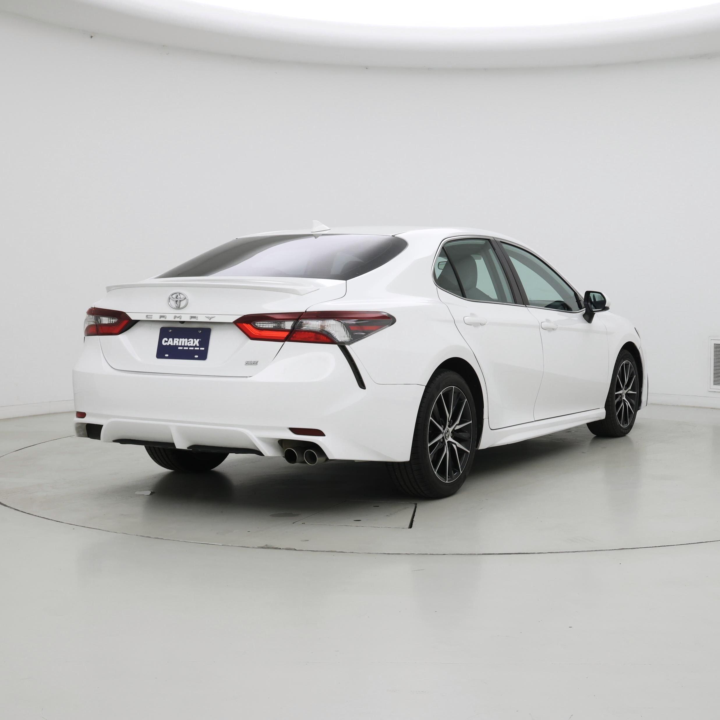 Thumbnail: 2021 Toyota Camry - 8