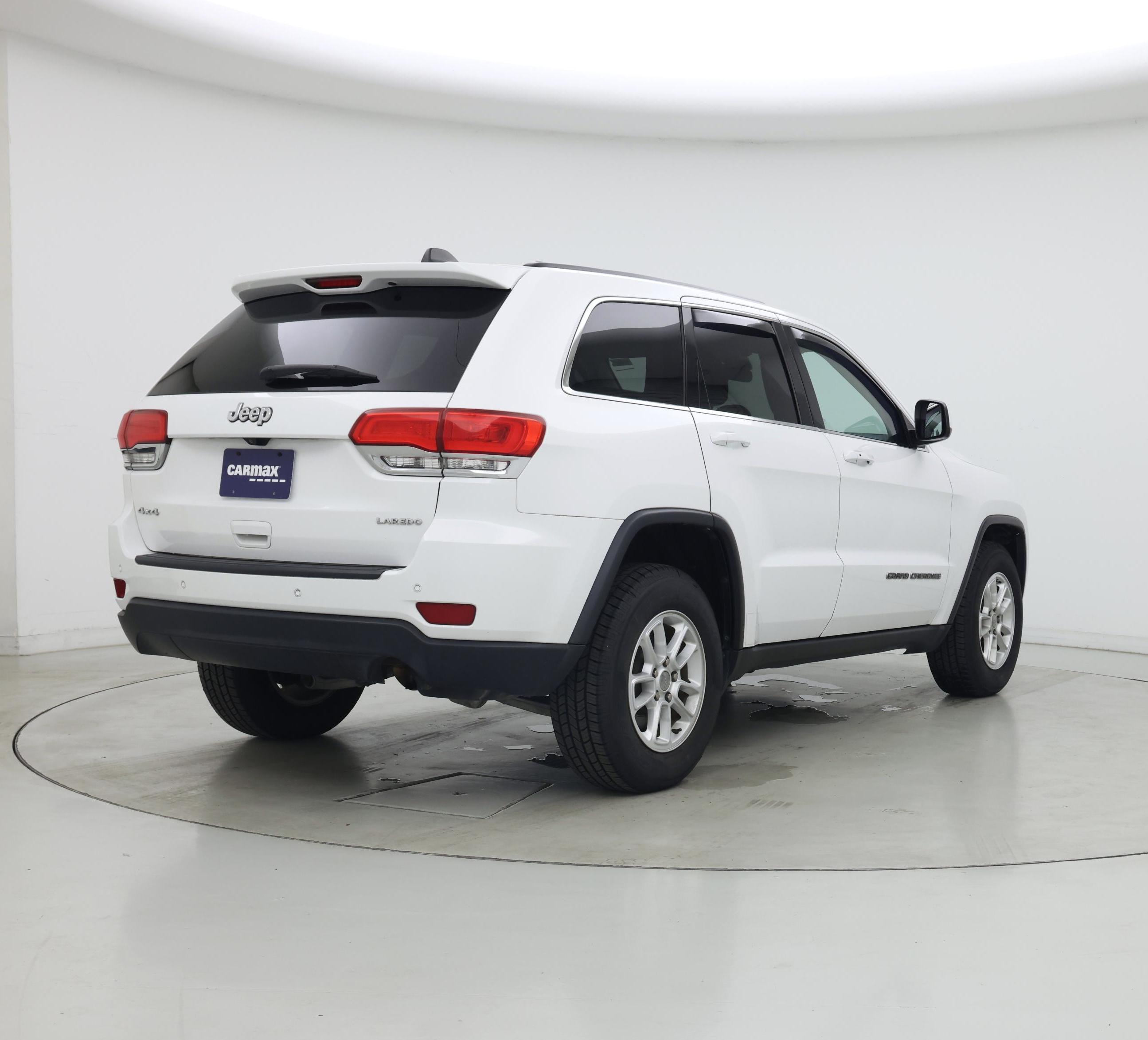 Thumbnail: 2018 Jeep Grand Cherokee - 8