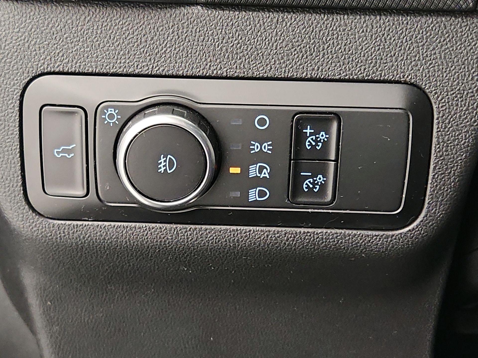 Thumbnail: 2023 Ford Bronco Sport - 13