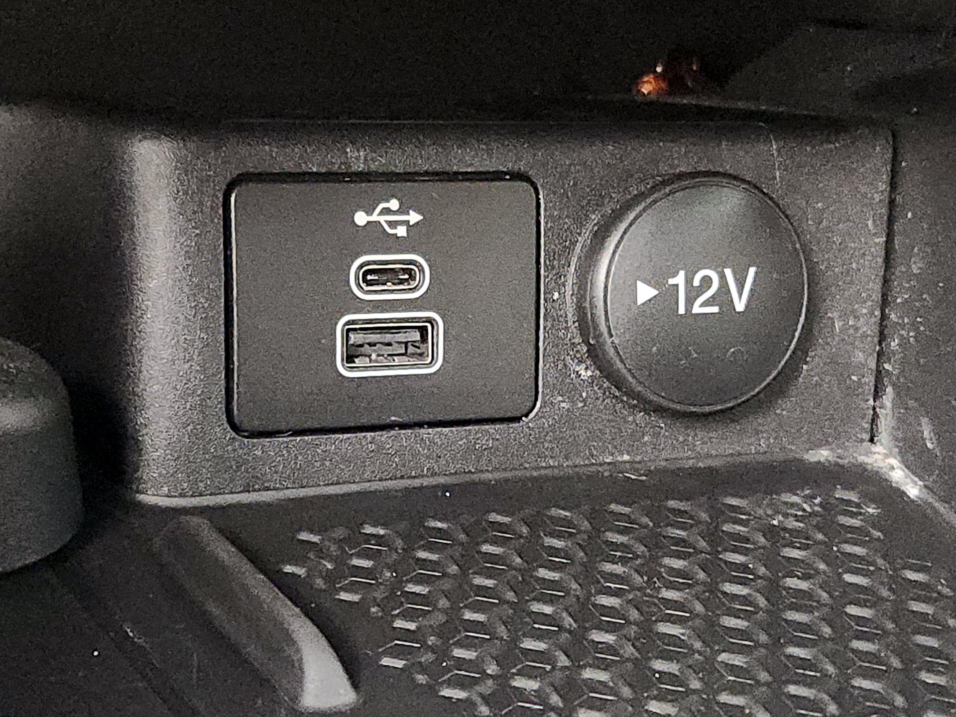 Thumbnail: 2023 Ford Bronco Sport - 18