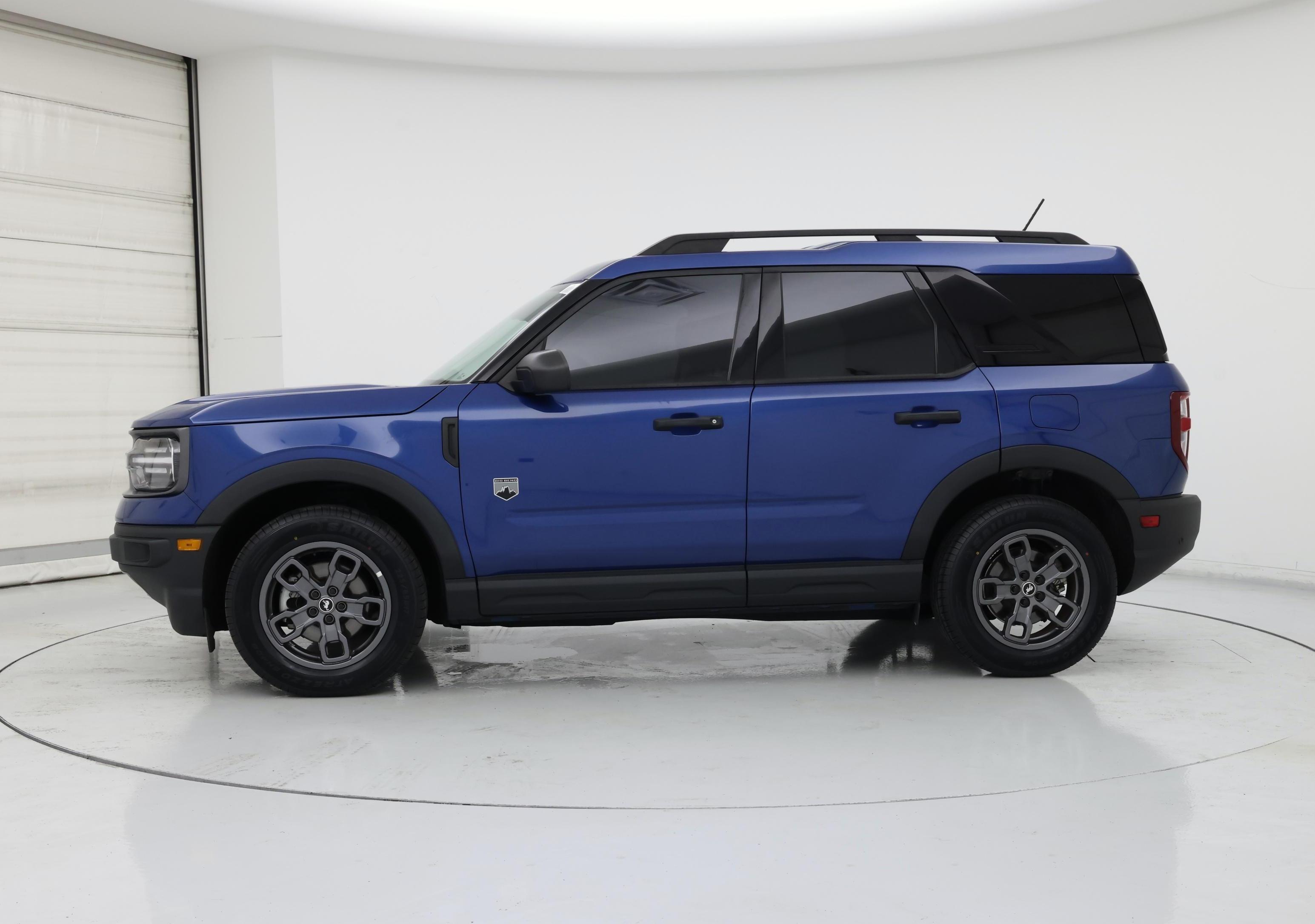 Thumbnail: 2023 Ford Bronco Sport - 3