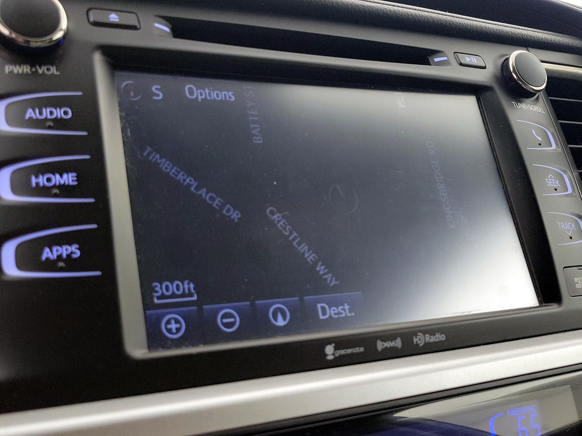 Thumbnail: 2016 Toyota Highlander - 14