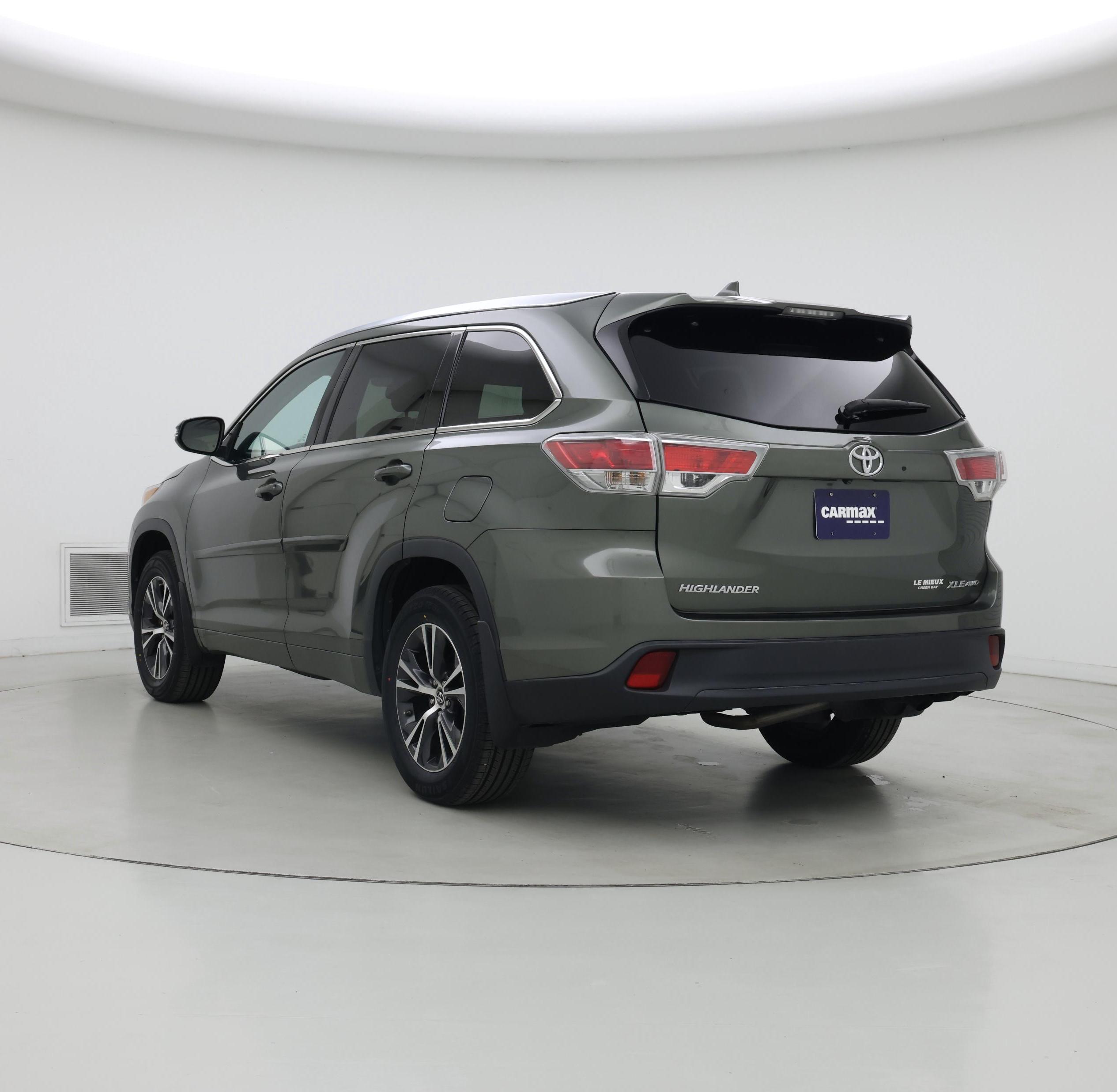 Thumbnail: 2016 Toyota Highlander - 2