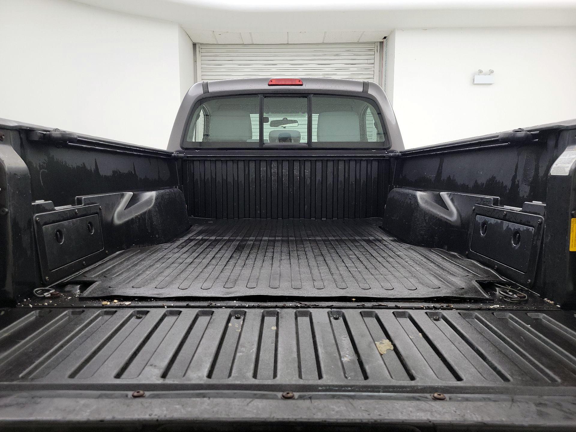 Thumbnail: 2014 Toyota Tacoma - 18