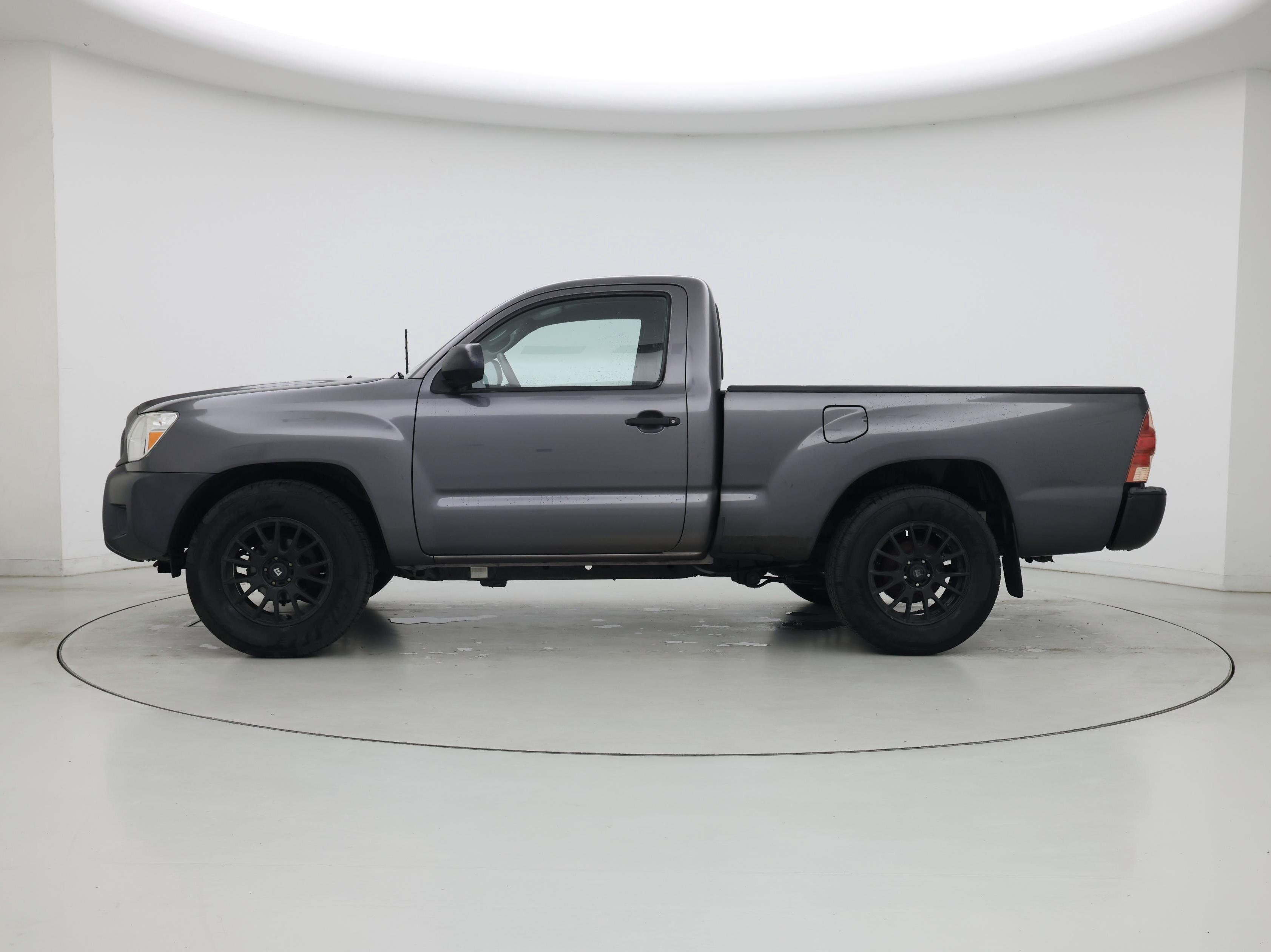 Thumbnail: 2014 Toyota Tacoma - 3