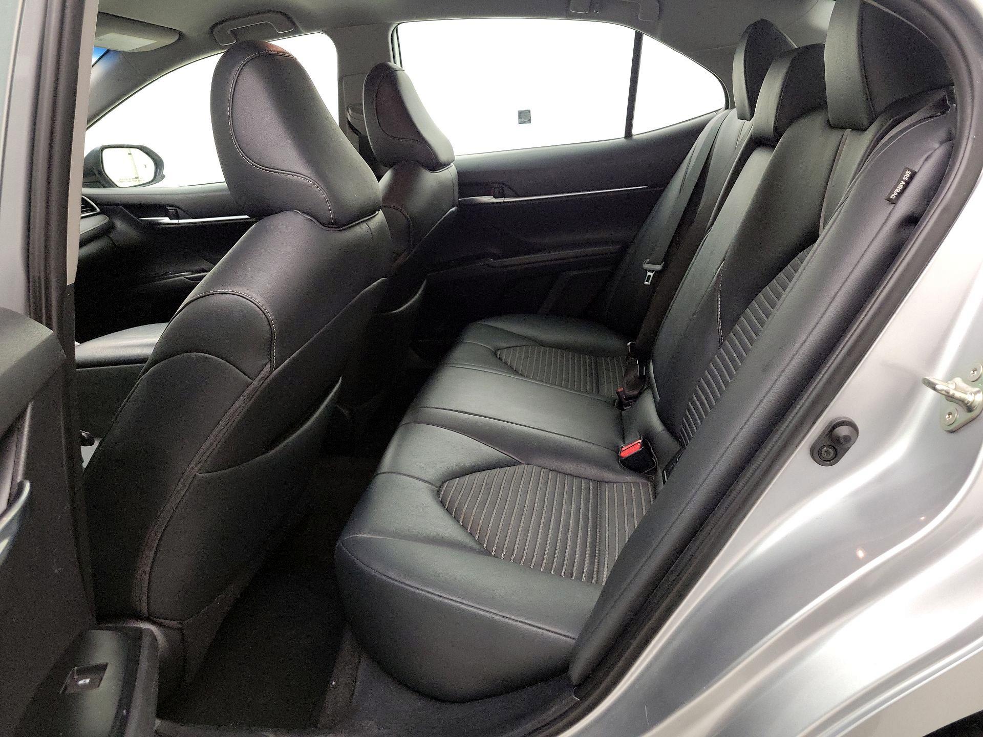 Thumbnail: 2019 Toyota Camry - 19