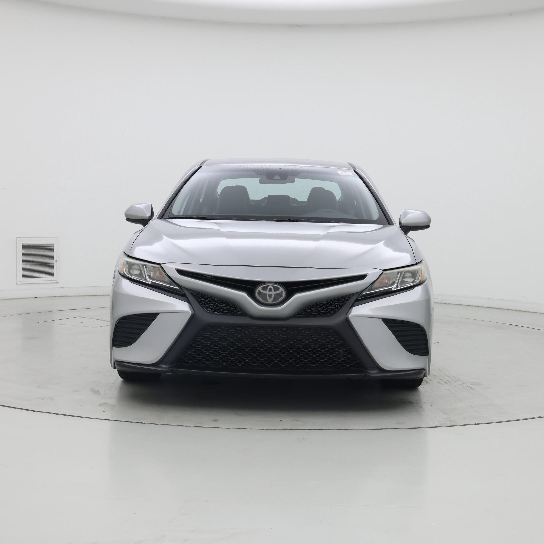 Thumbnail: 2019 Toyota Camry - 5
