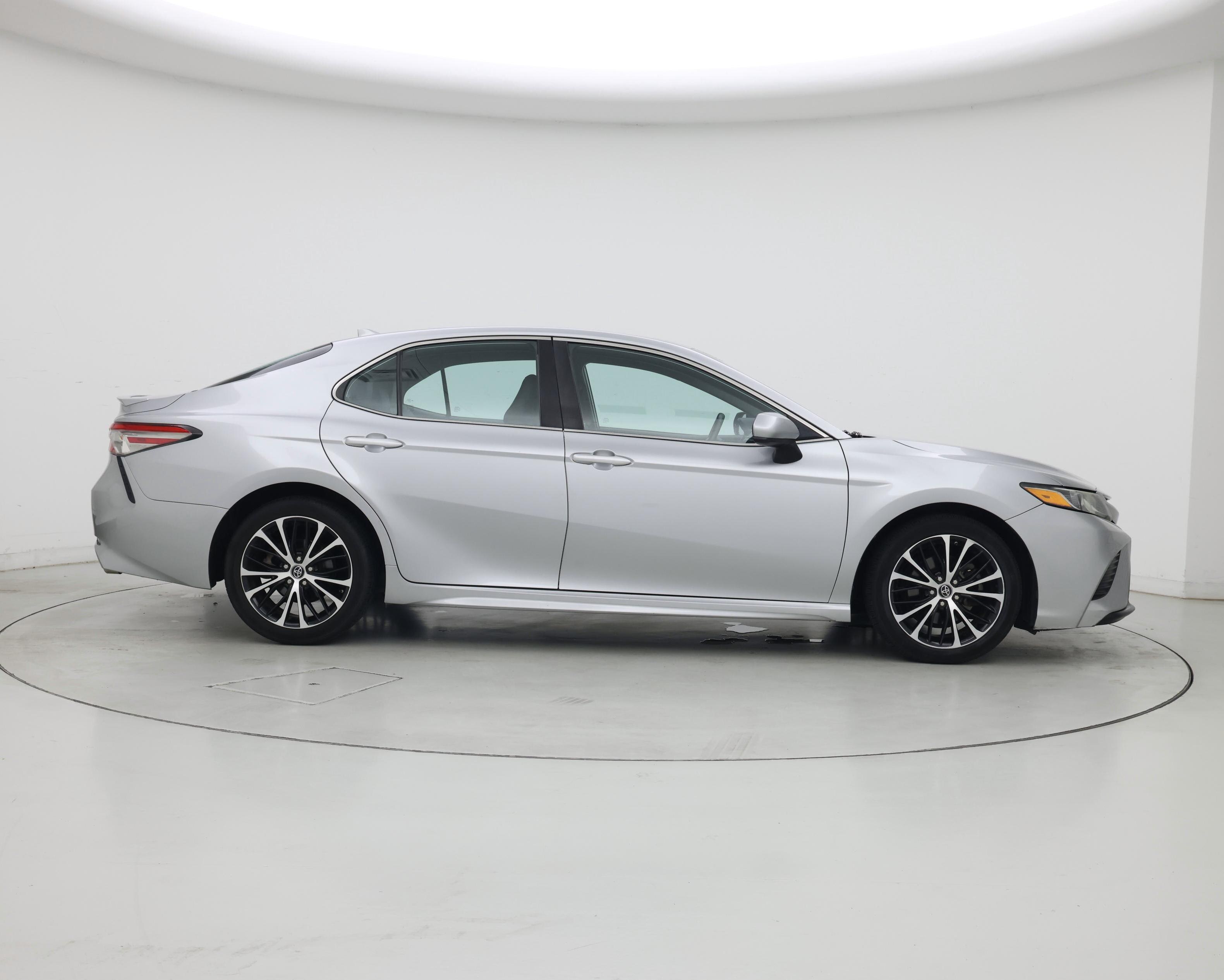 Thumbnail: 2019 Toyota Camry - 7