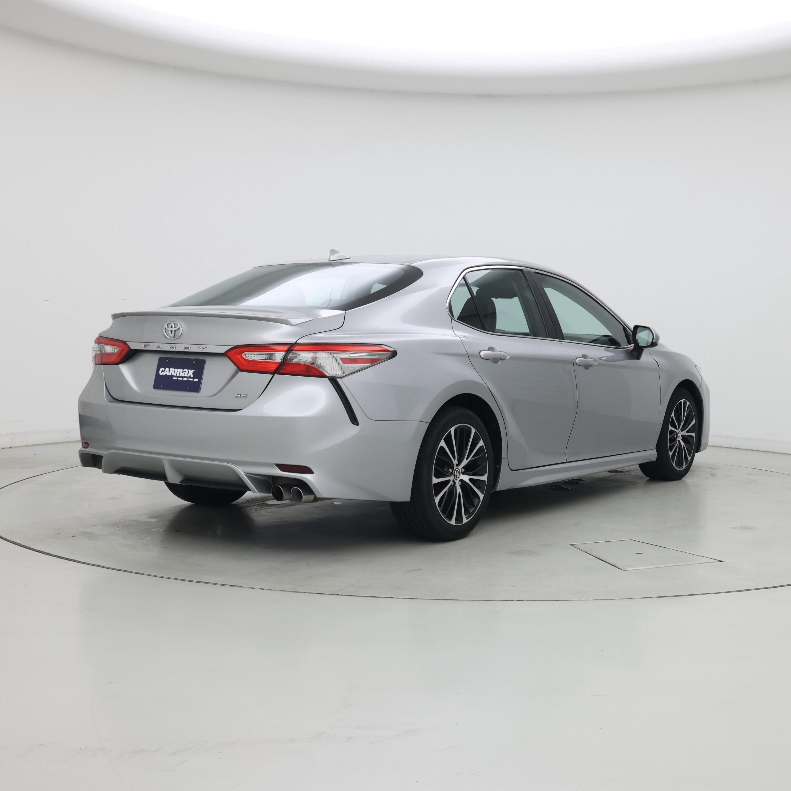 Thumbnail: 2019 Toyota Camry - 8