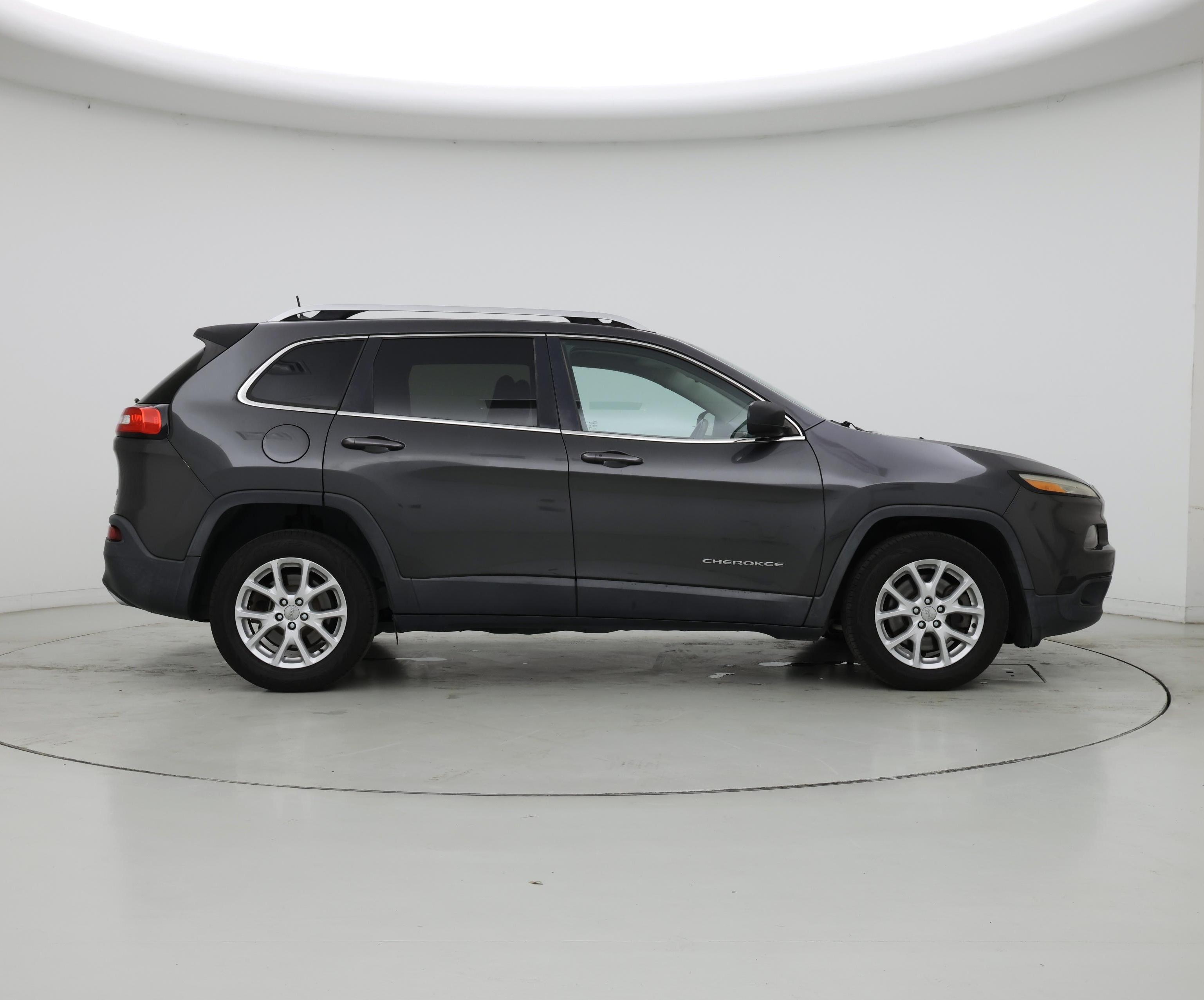 Thumbnail: 2016 Jeep Cherokee - 7